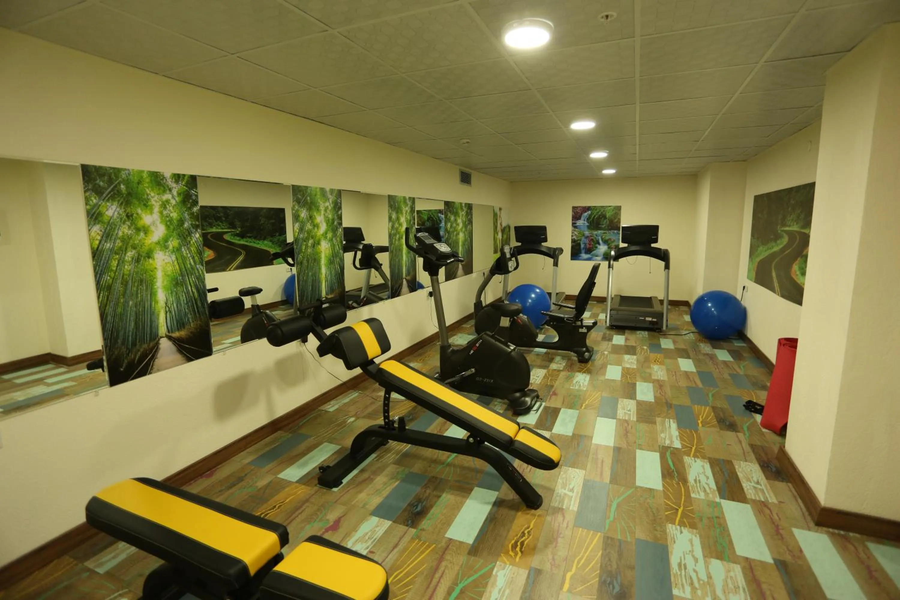 Fitness centre/facilities in Oytun Park Hotel