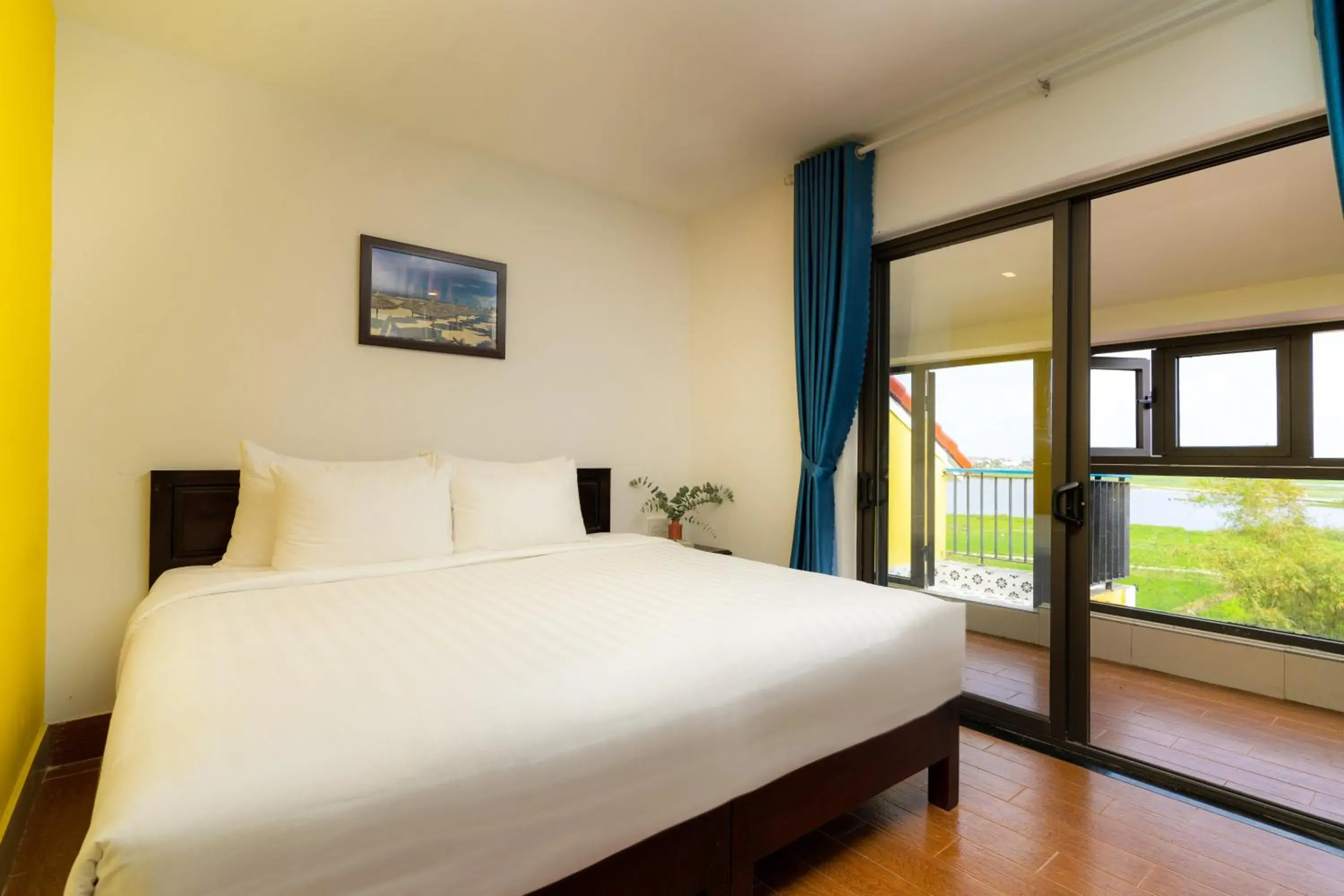 Standard Double Room in The Cuckoo's Nest Hostel and Bar managed by Hoianese Standard Double Room in The Cuckoo's Nest Hostel and Bar managed by Hoianese