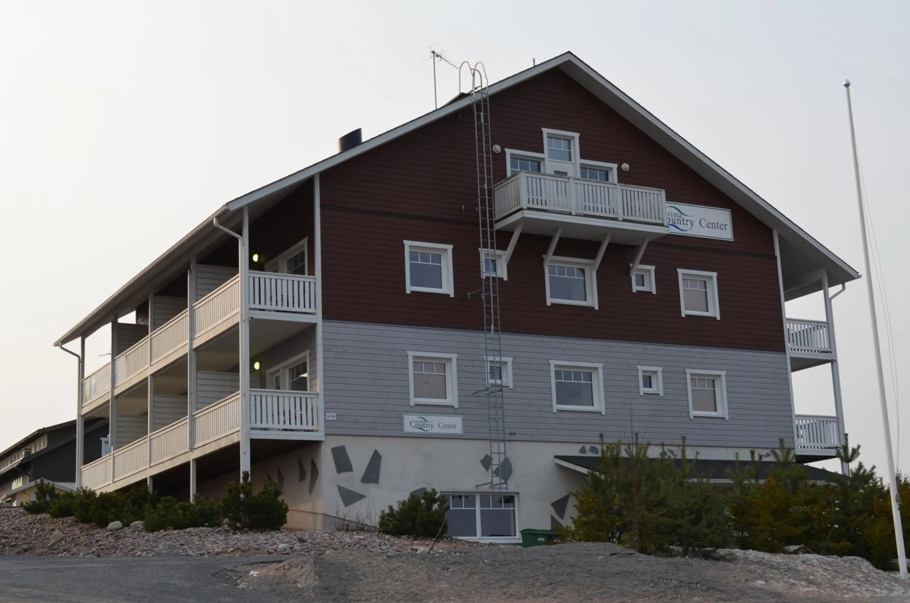 Facade/entrance in Hotel Reima Country Center