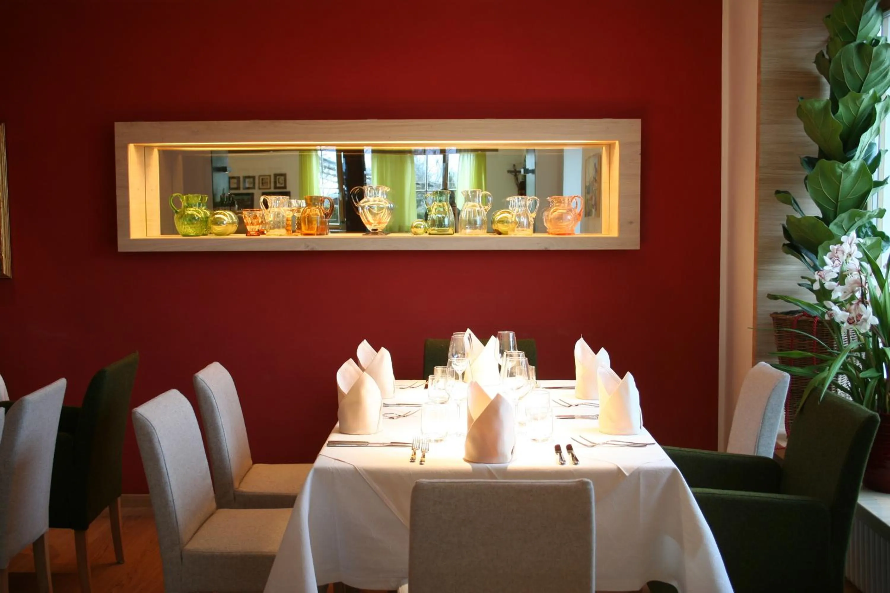 Restaurant/places to eat in Hotel Heubad