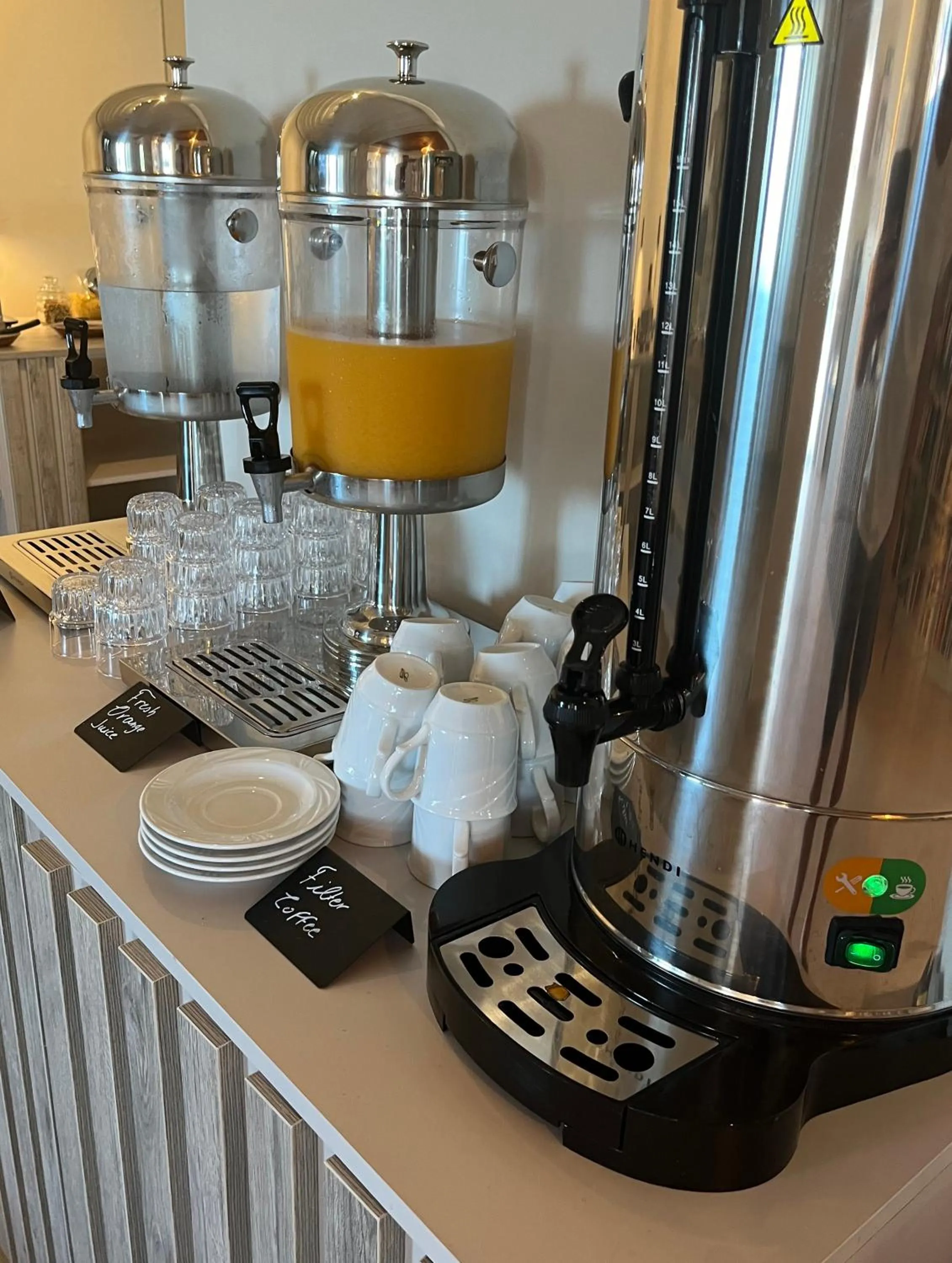 Breakfast in Pantheon Apartments & Studios