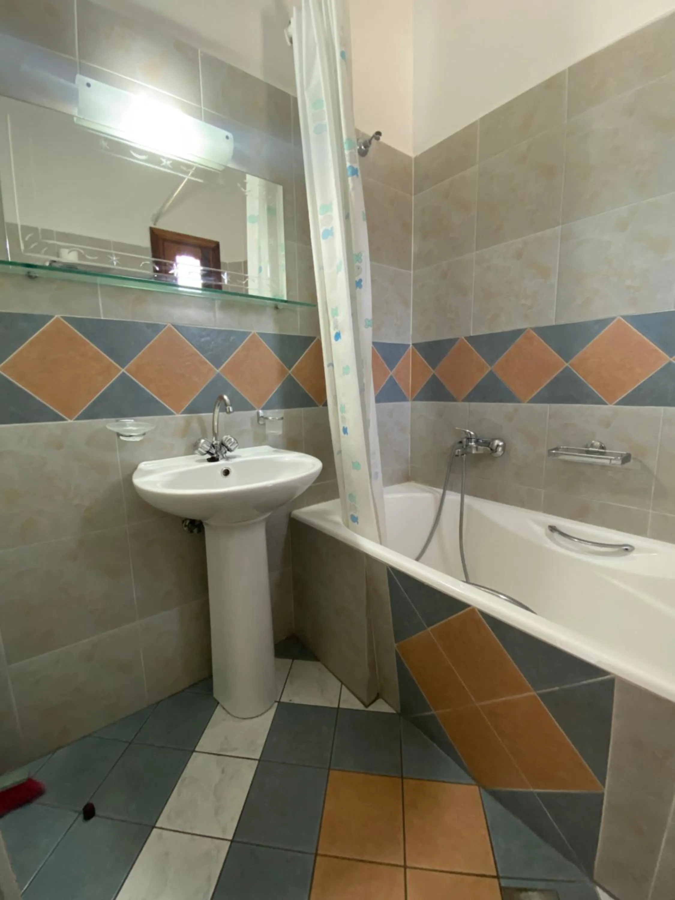 Pantheon Apartments & Studios