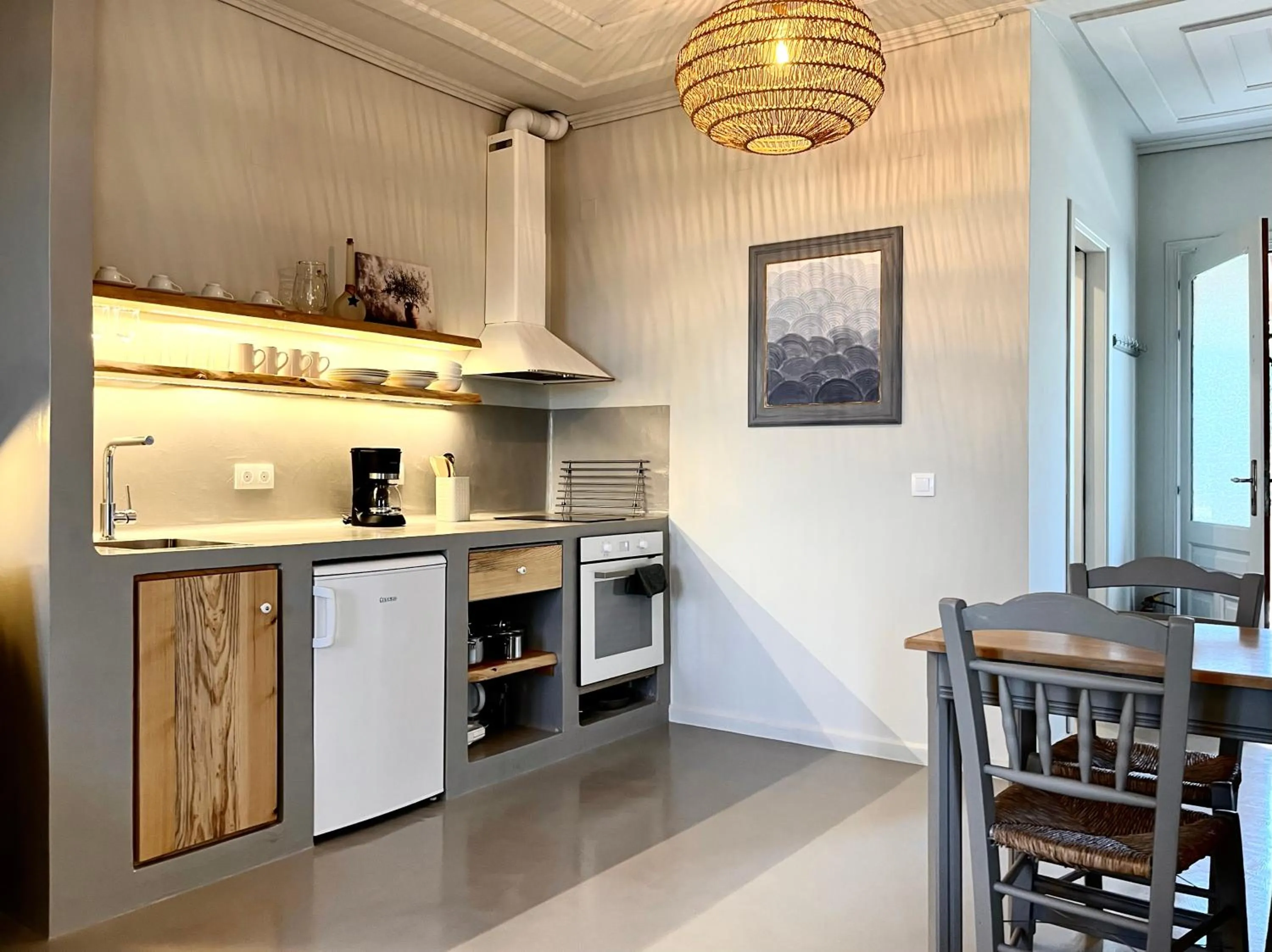 kitchen in Pantheon Apartments & Studios