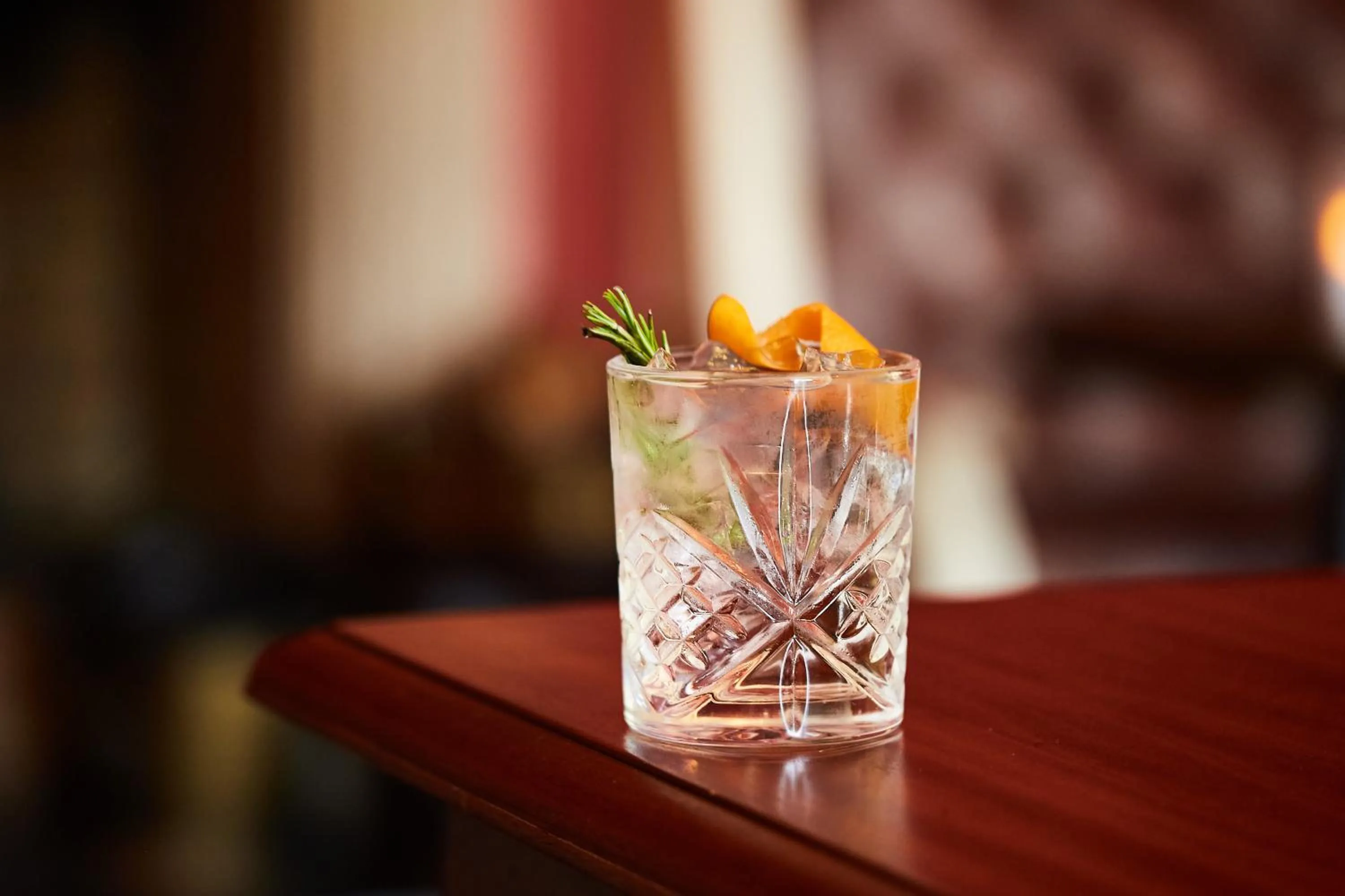 Lounge or bar in Lough Eske Castle