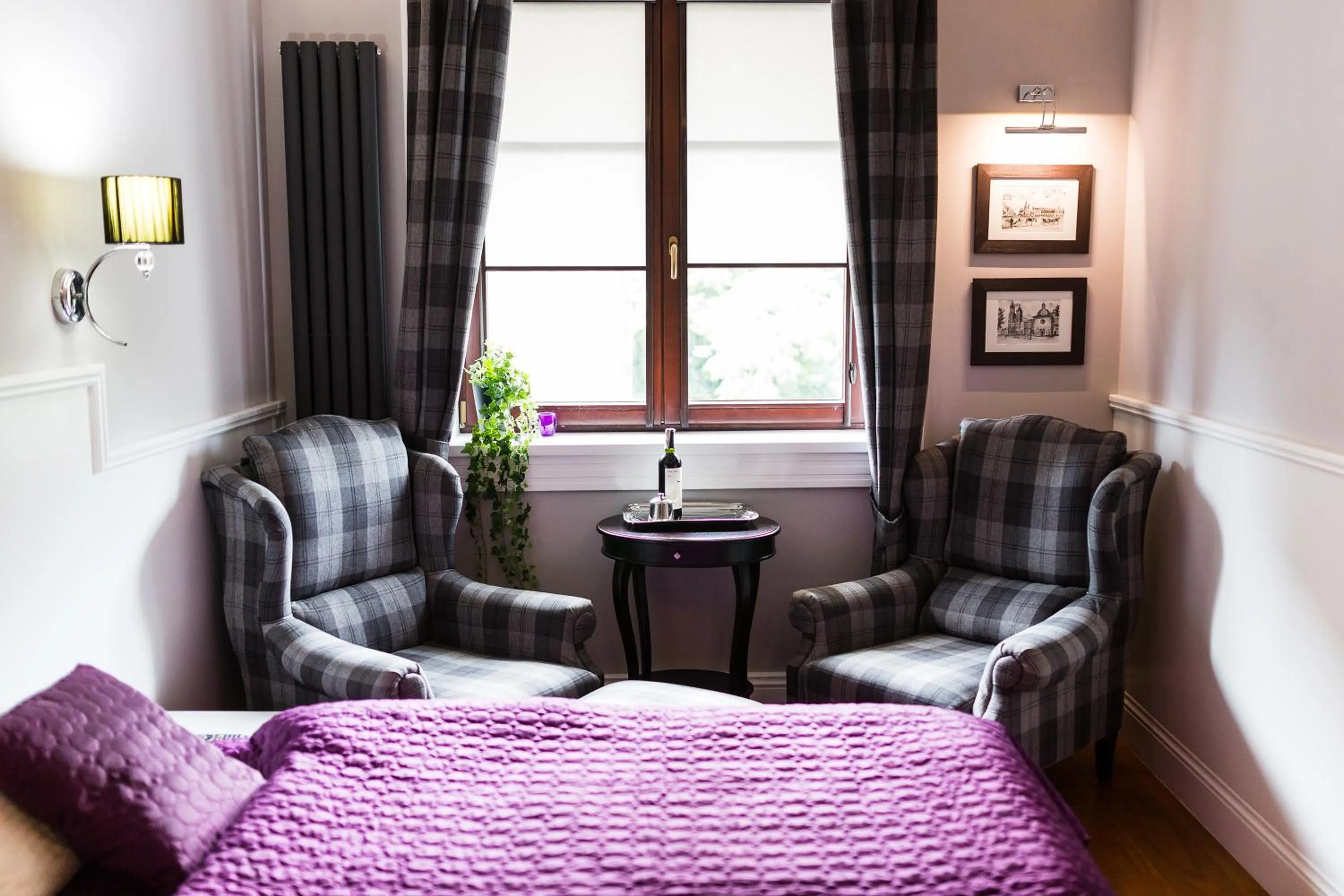 View (from property/room), Bed in Parkside Apartments Old Town