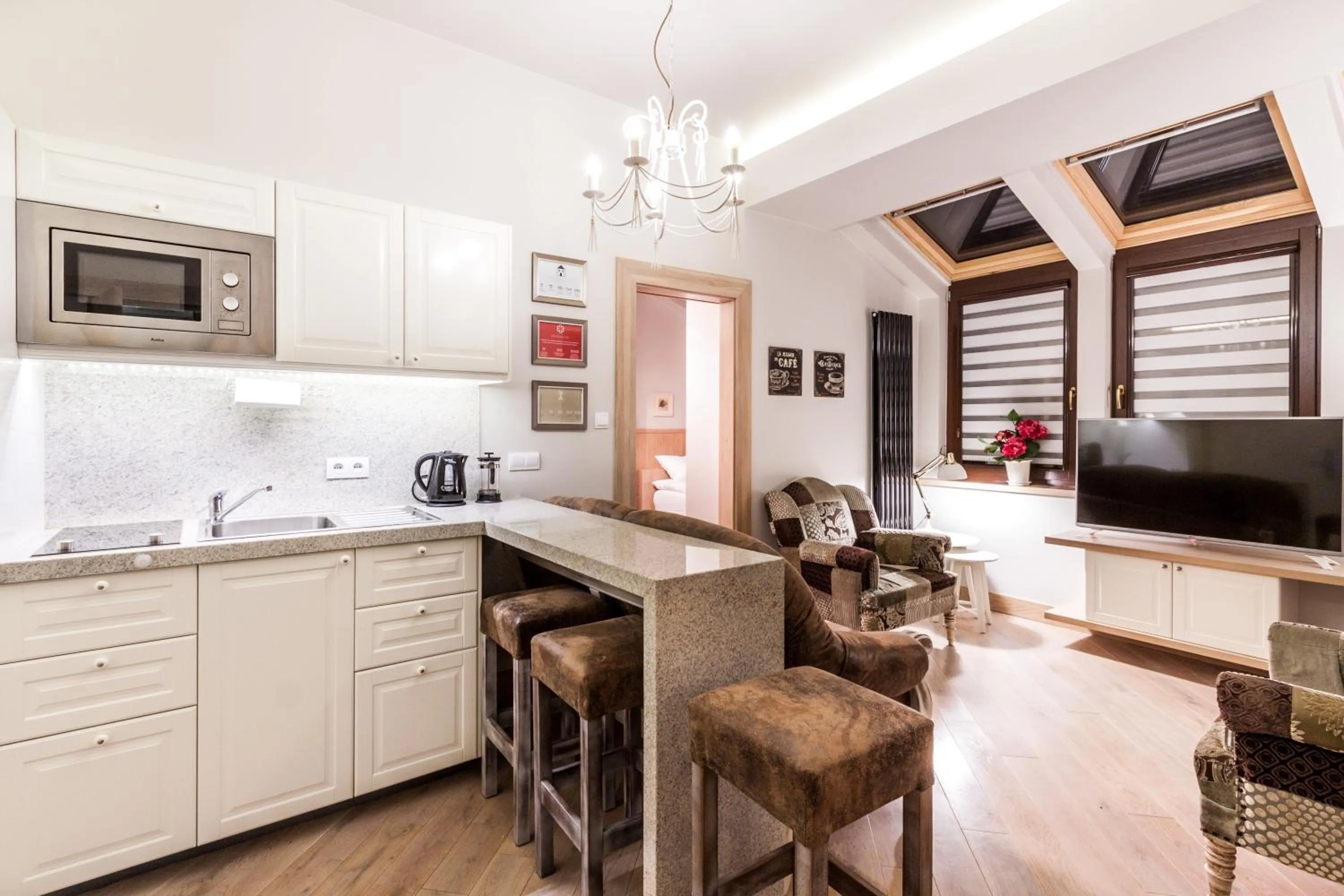 Kitchen or kitchenette in Parkside Apartments Old Town