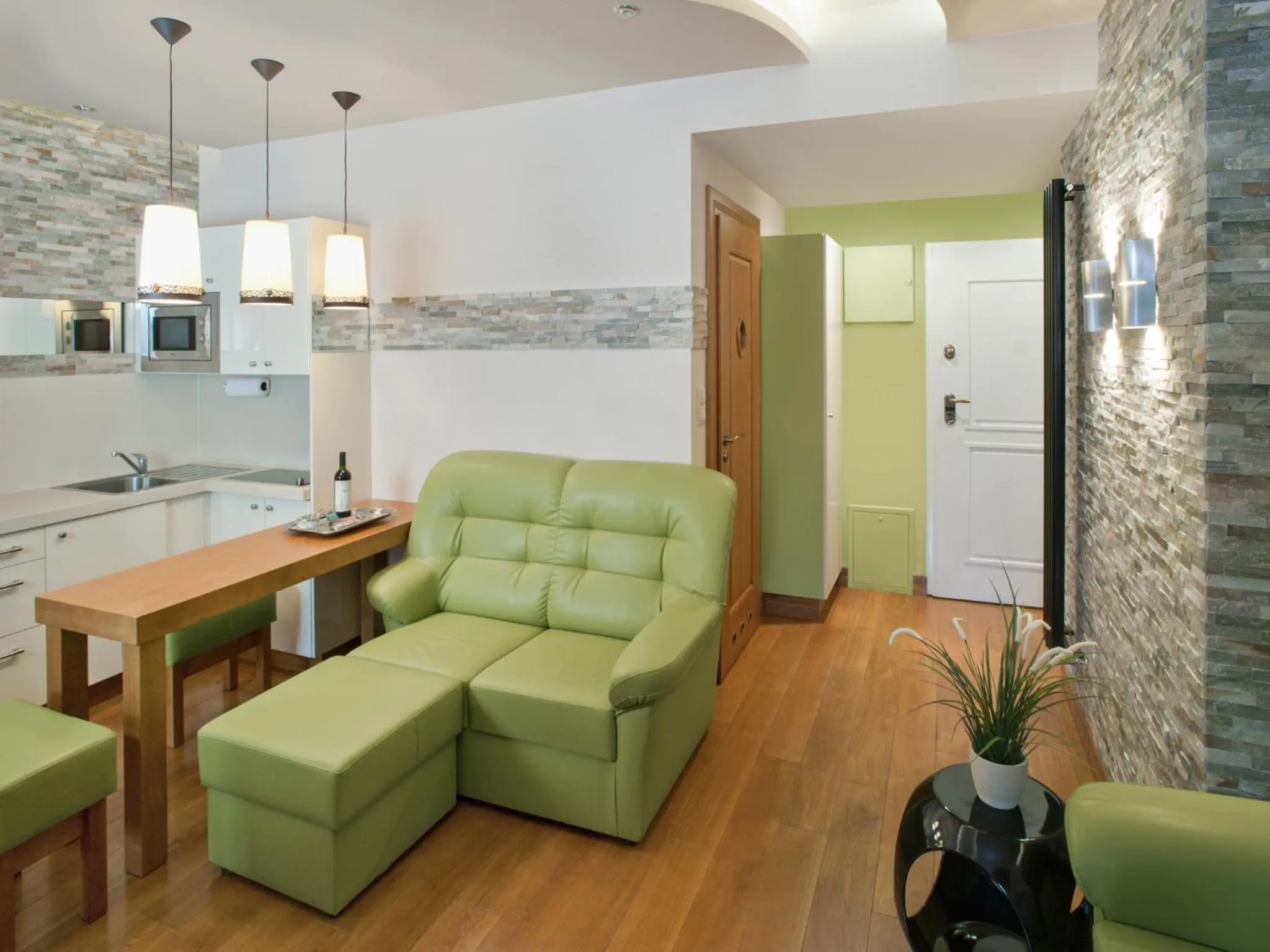 Kitchen or kitchenette in Parkside Apartments Old Town