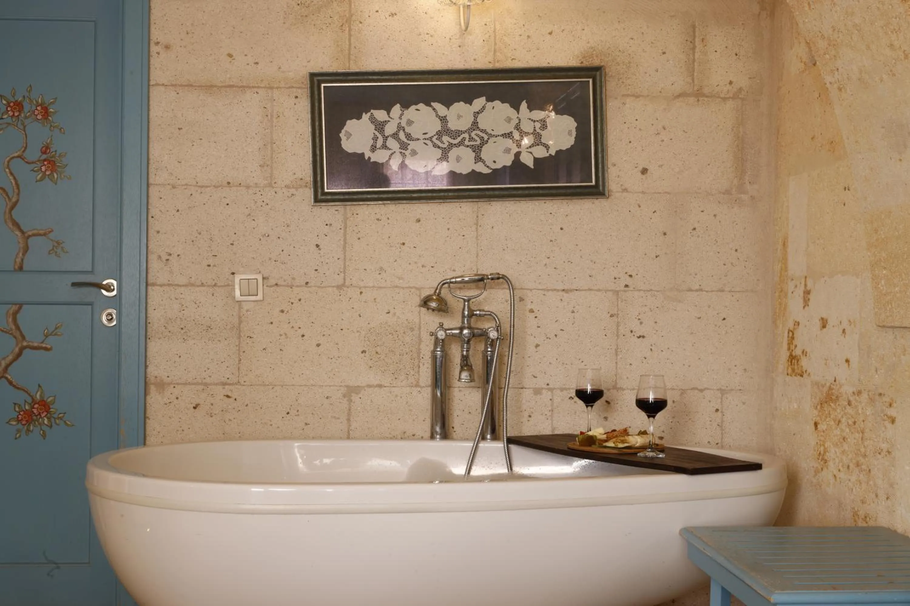 Bathroom in Anatelein Cave Hotel