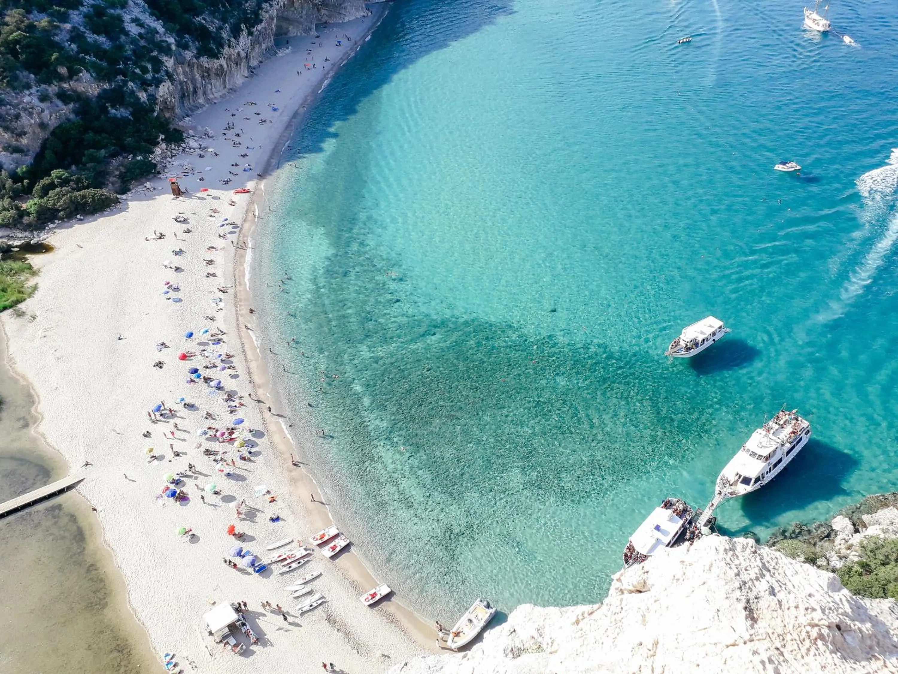 Beach in B&B Fradama' Holiday