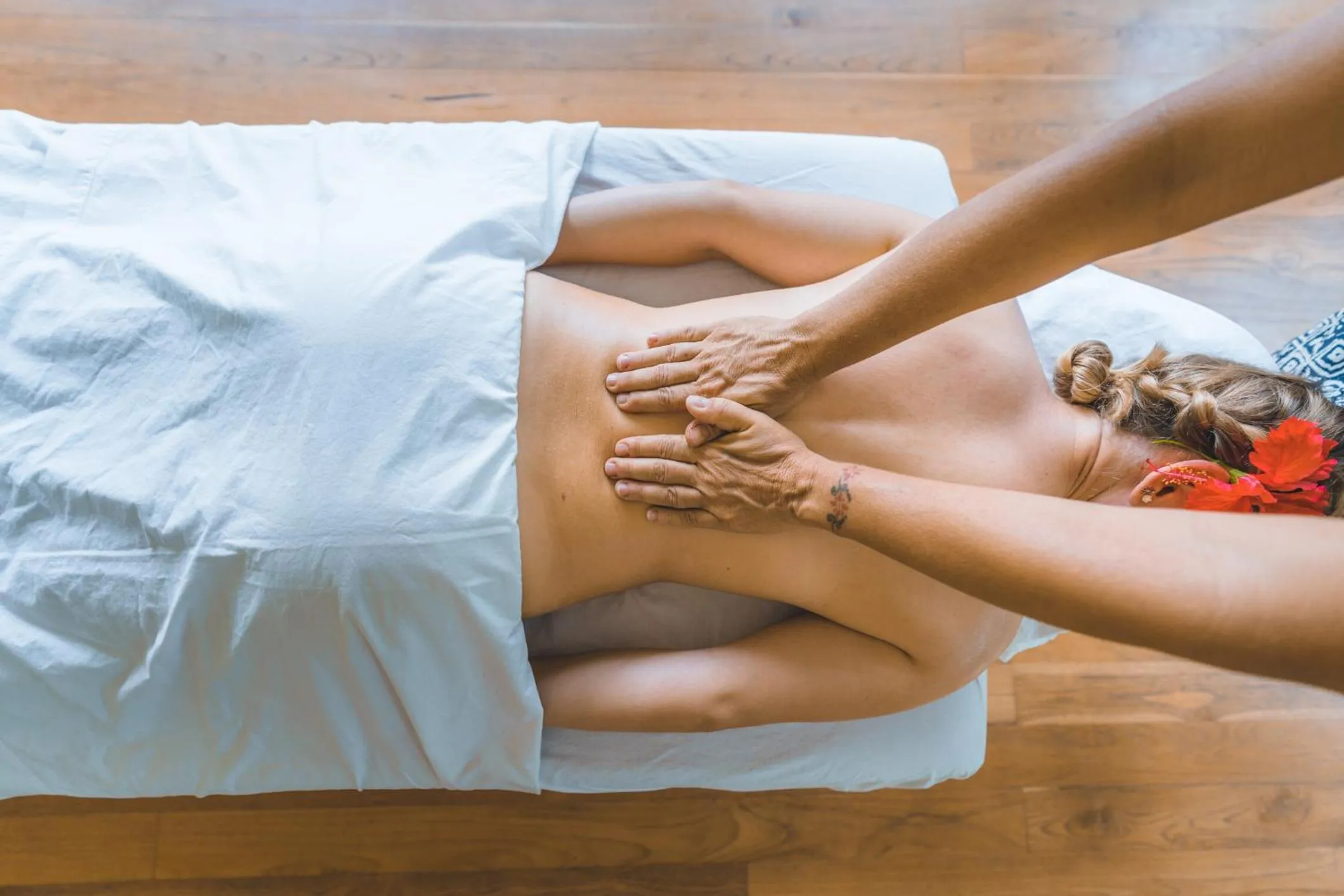 Massage in Hotel Nya