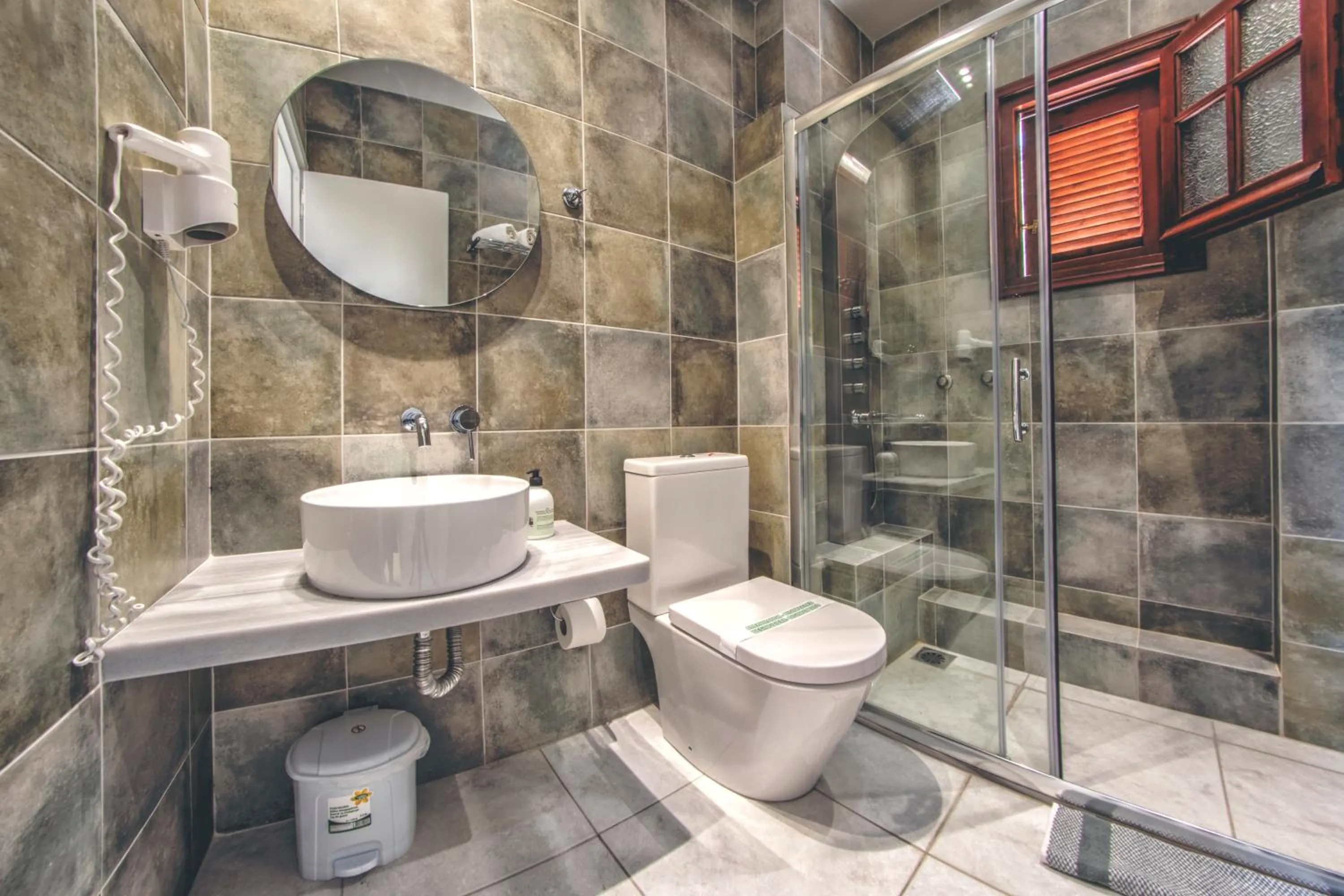 Bathroom in The Palm Garden - Idyllic Pool Apartments in a Green Oasis