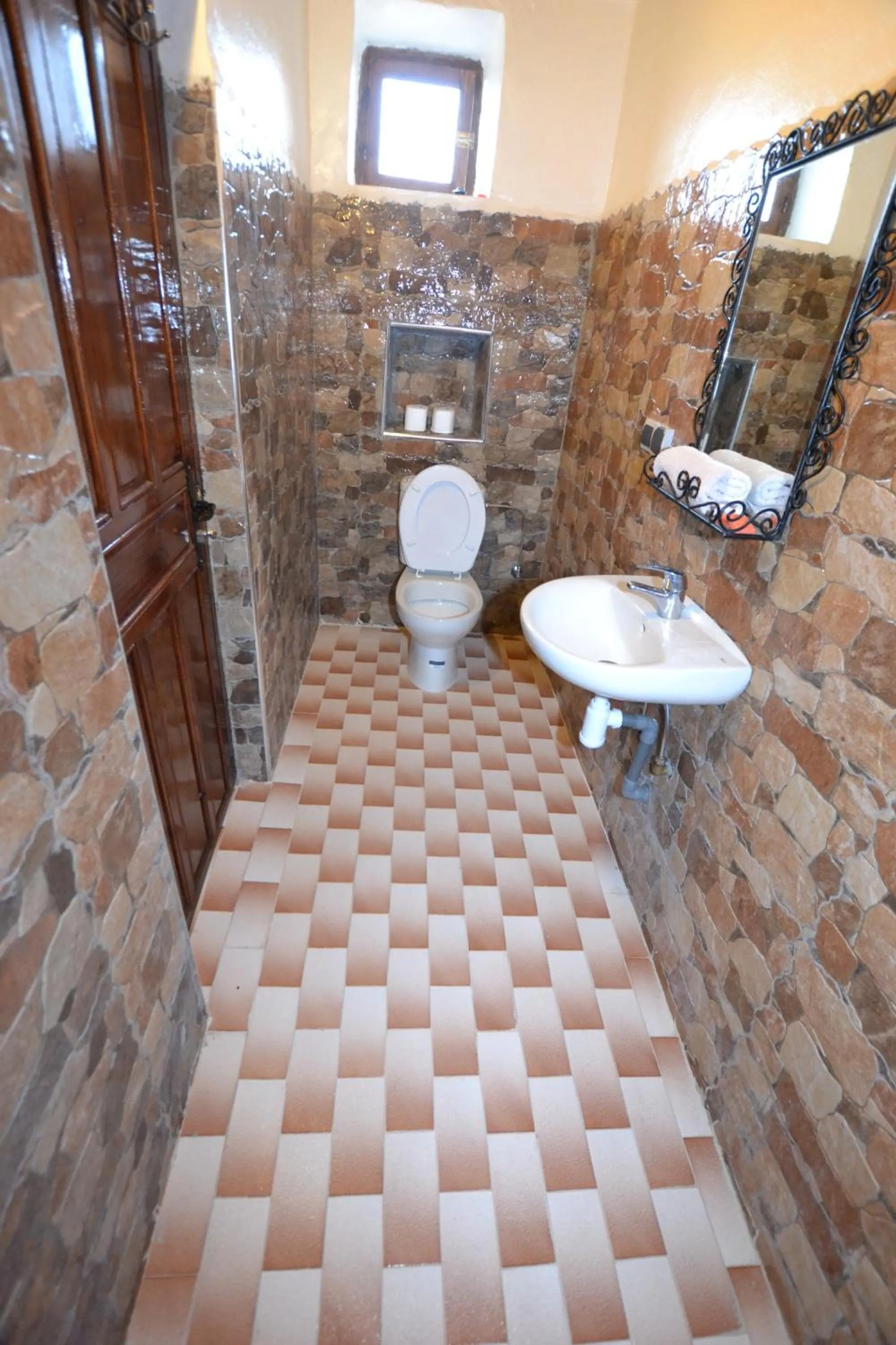 Bathroom in Tizourgane Kasbah