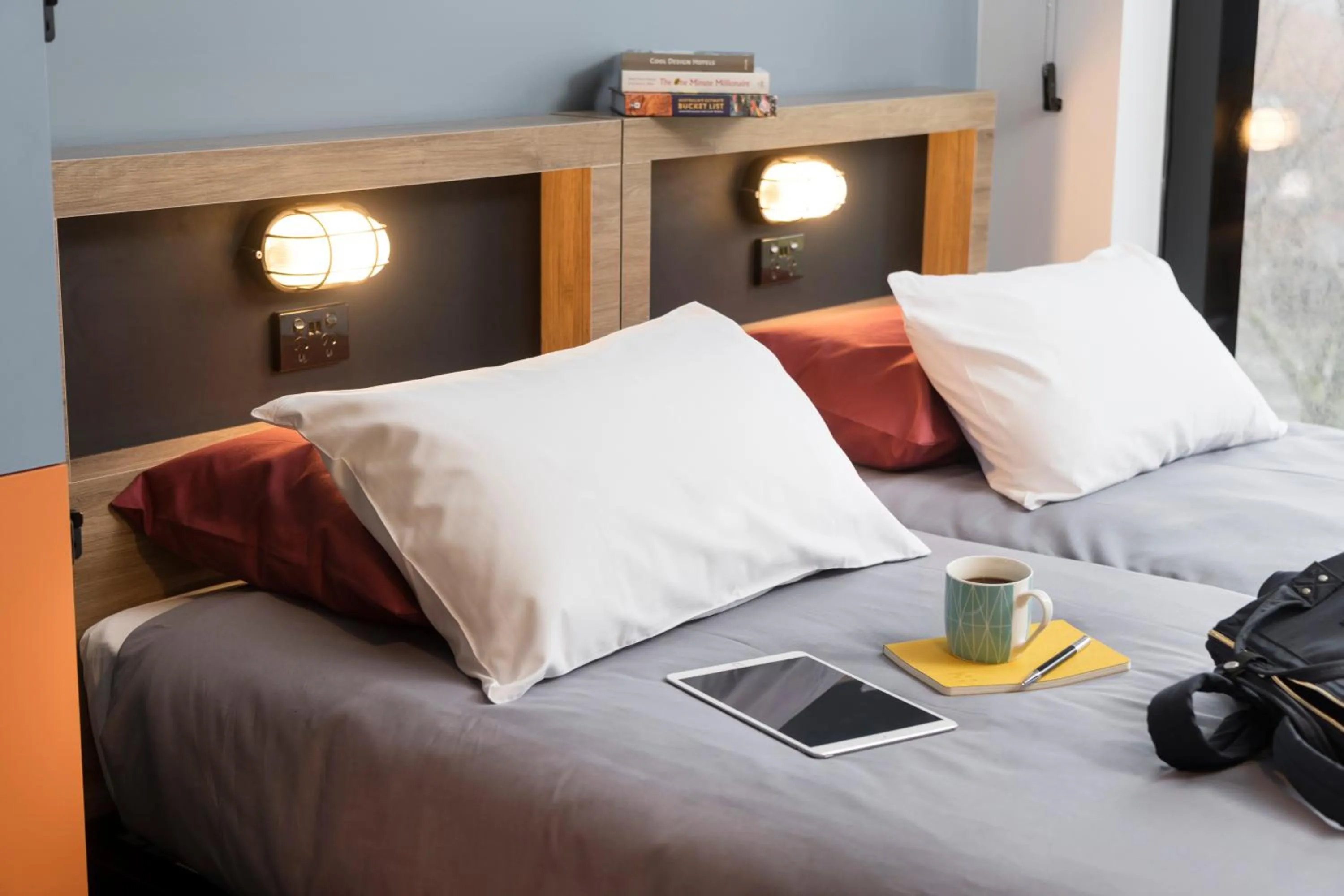 Bed in Hostel G Perth