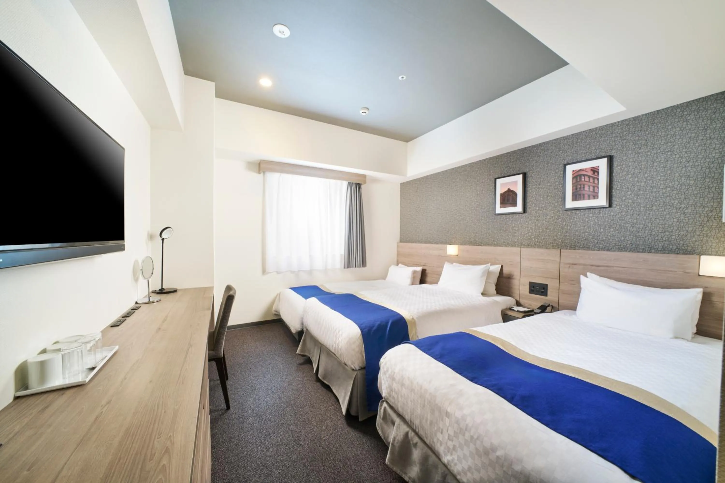 Bed in Best Western Plus Hotel Fino Osaka Kitahama