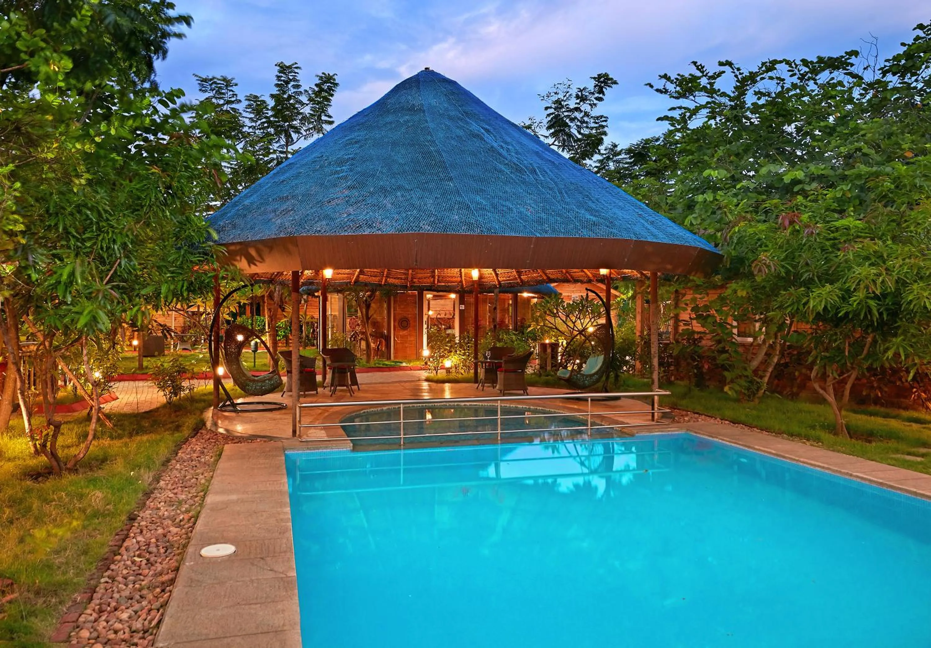 Swimming pool in Bodhiwoods Resorts