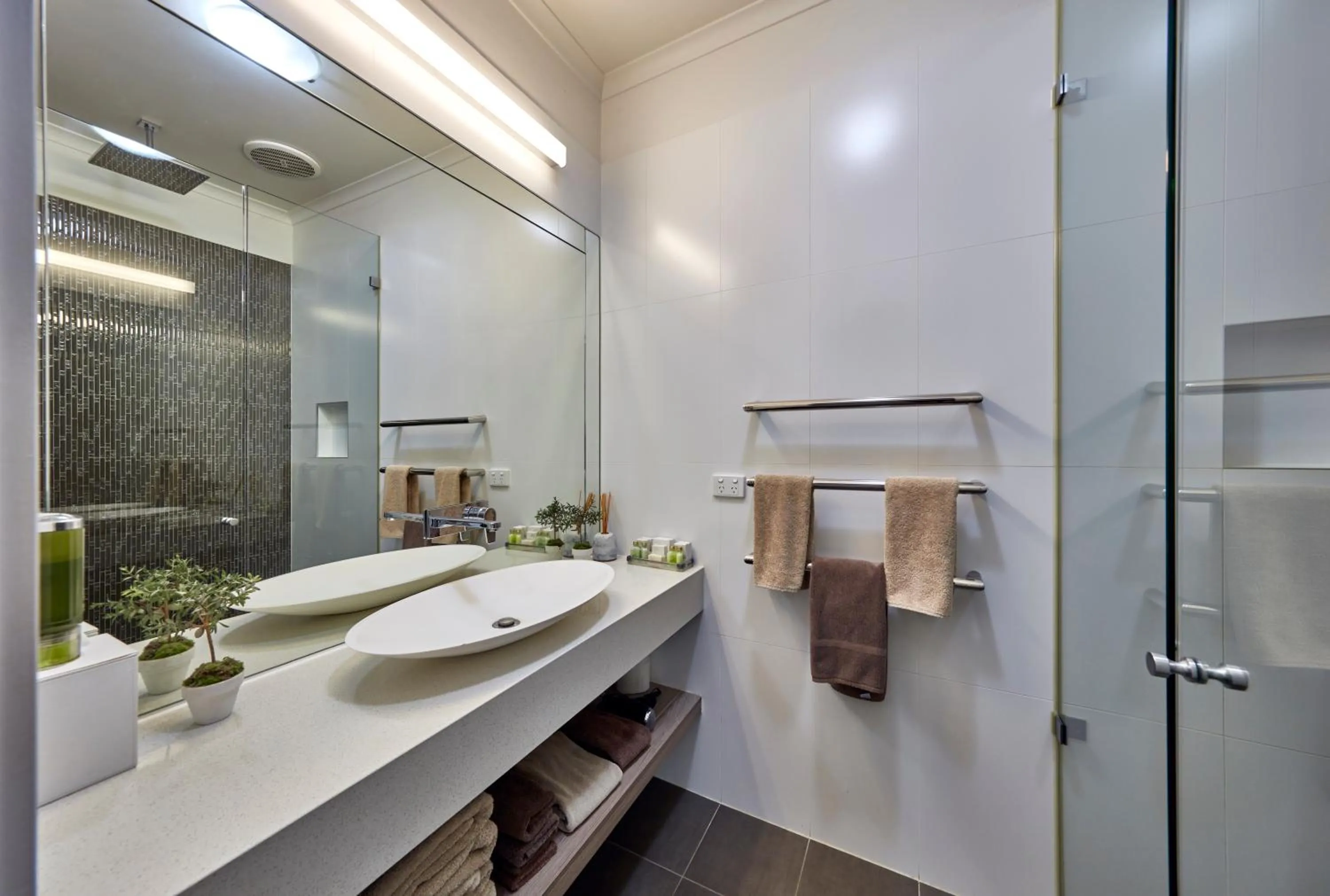 Bathroom in Mews Cottages
