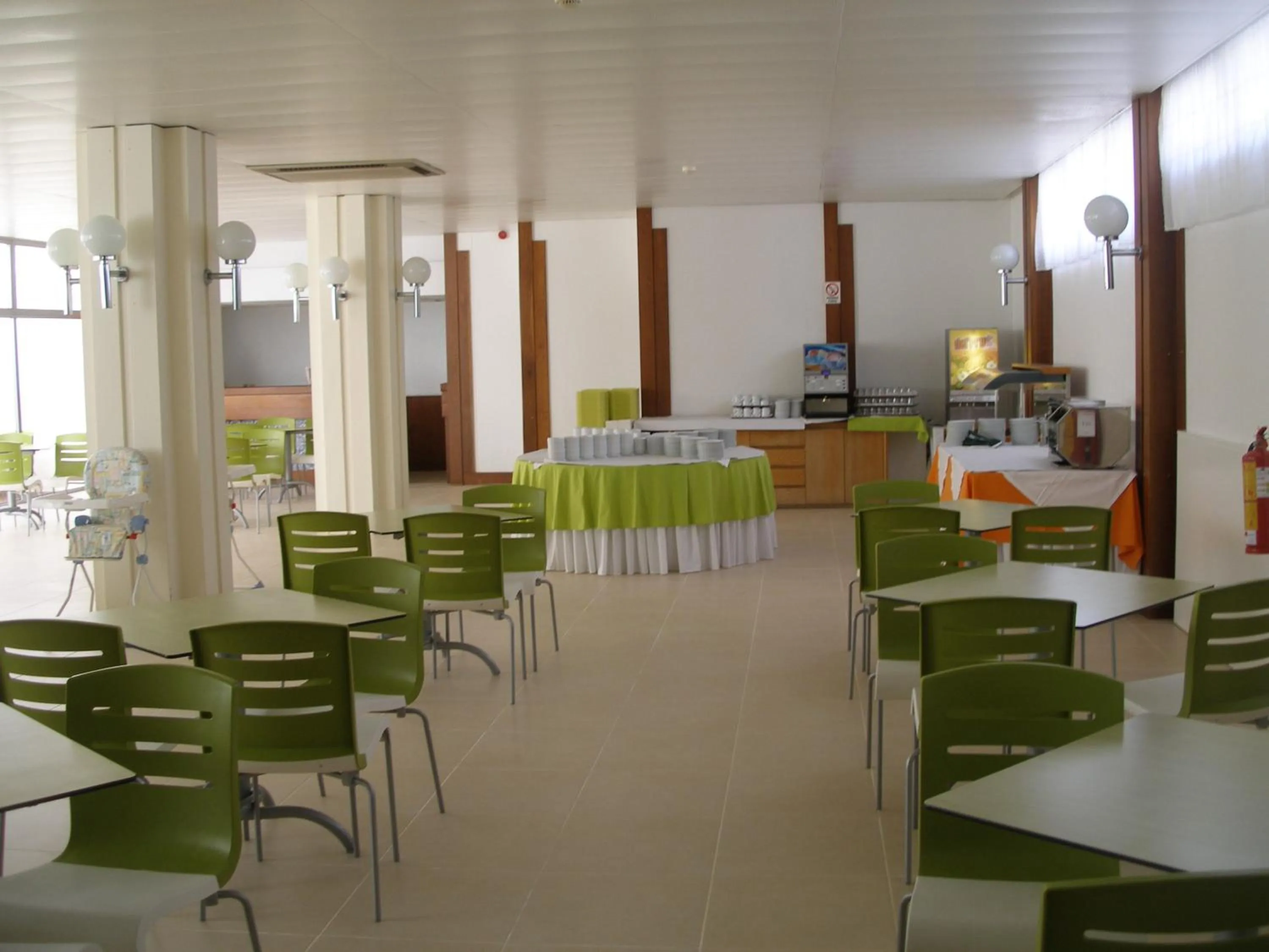 Restaurant/places to eat in Hotel Praia Dourada