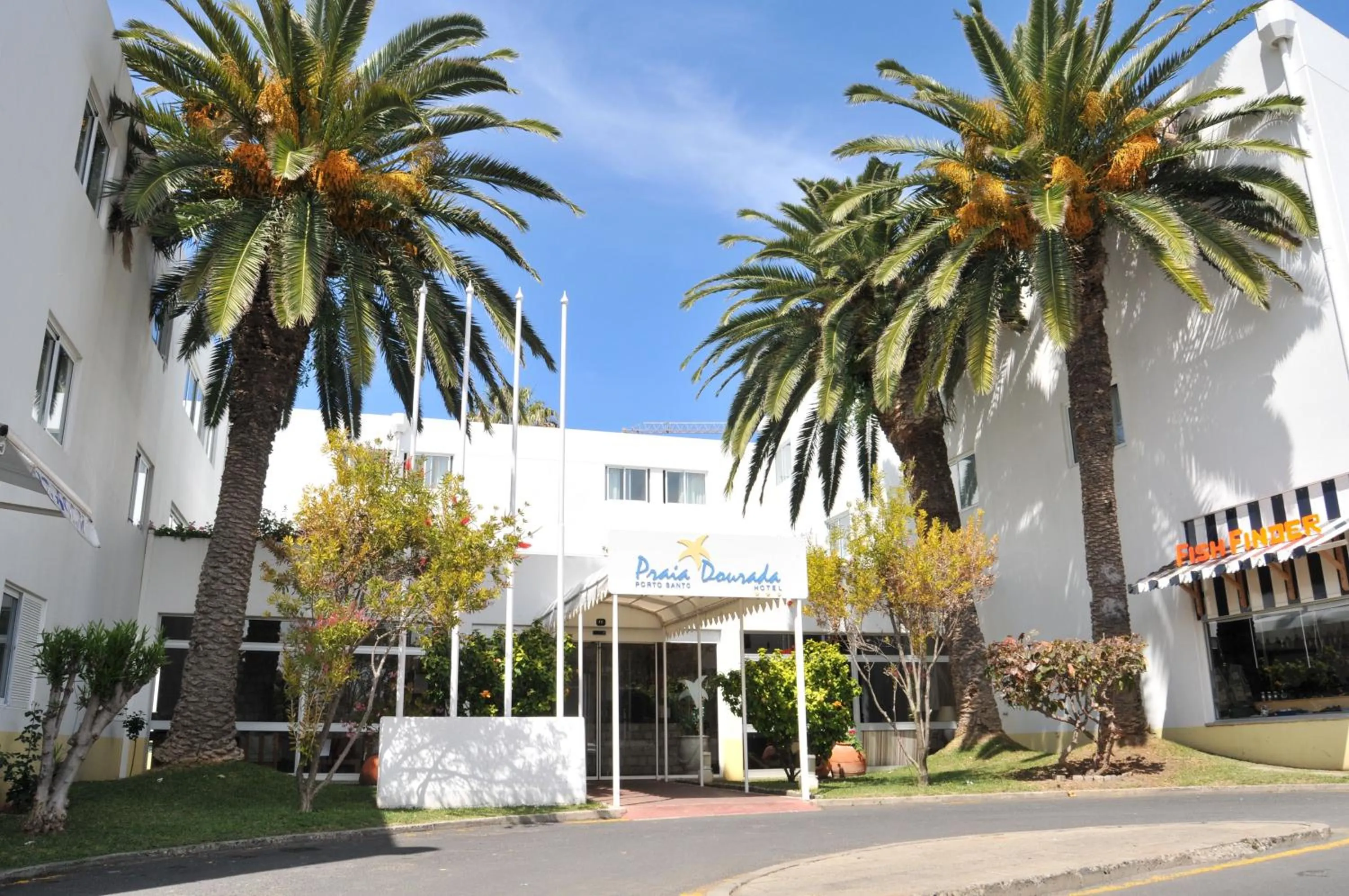 Facade/entrance in Hotel Praia Dourada