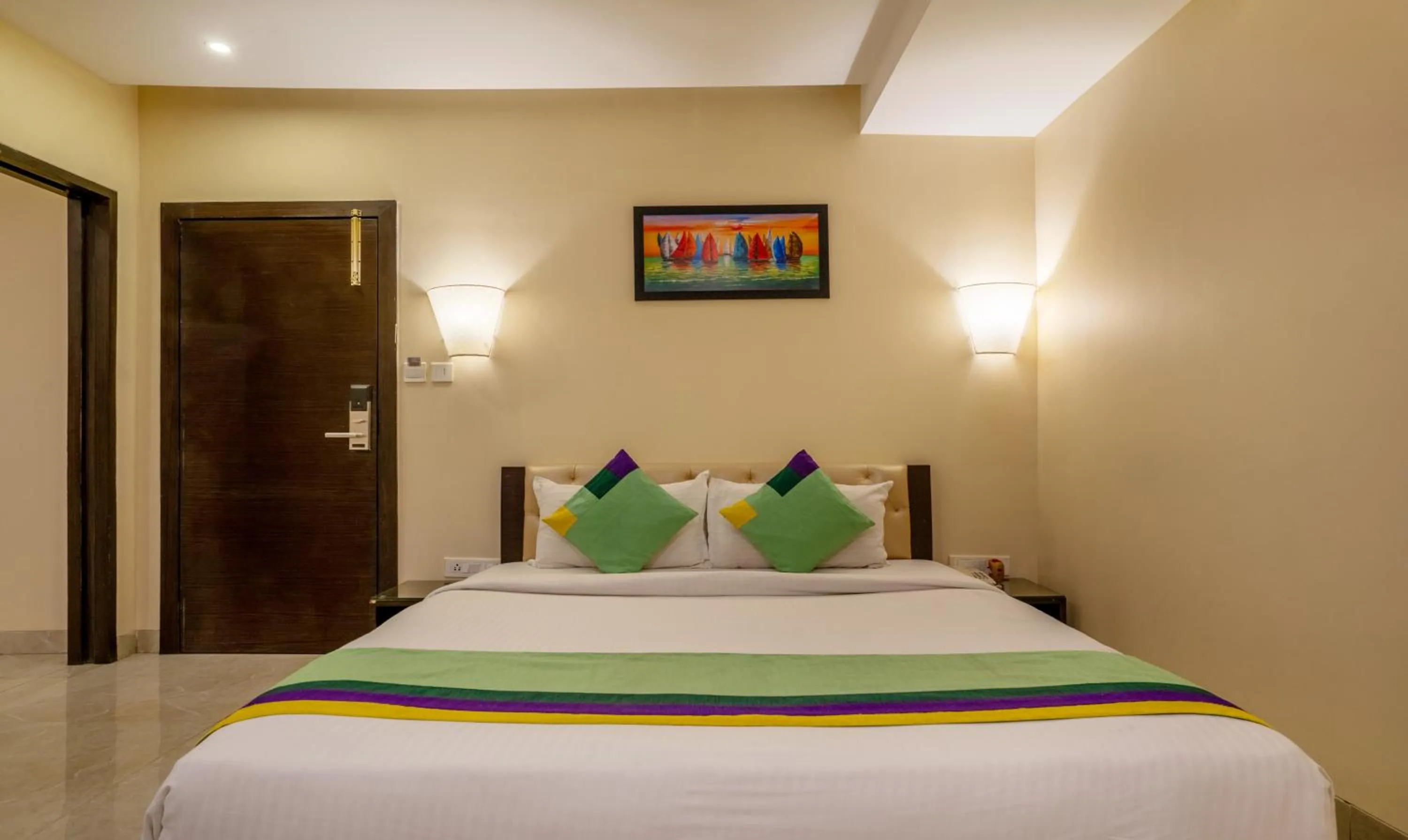Bedroom, Bed in Treebo Acsys, Gachibowli