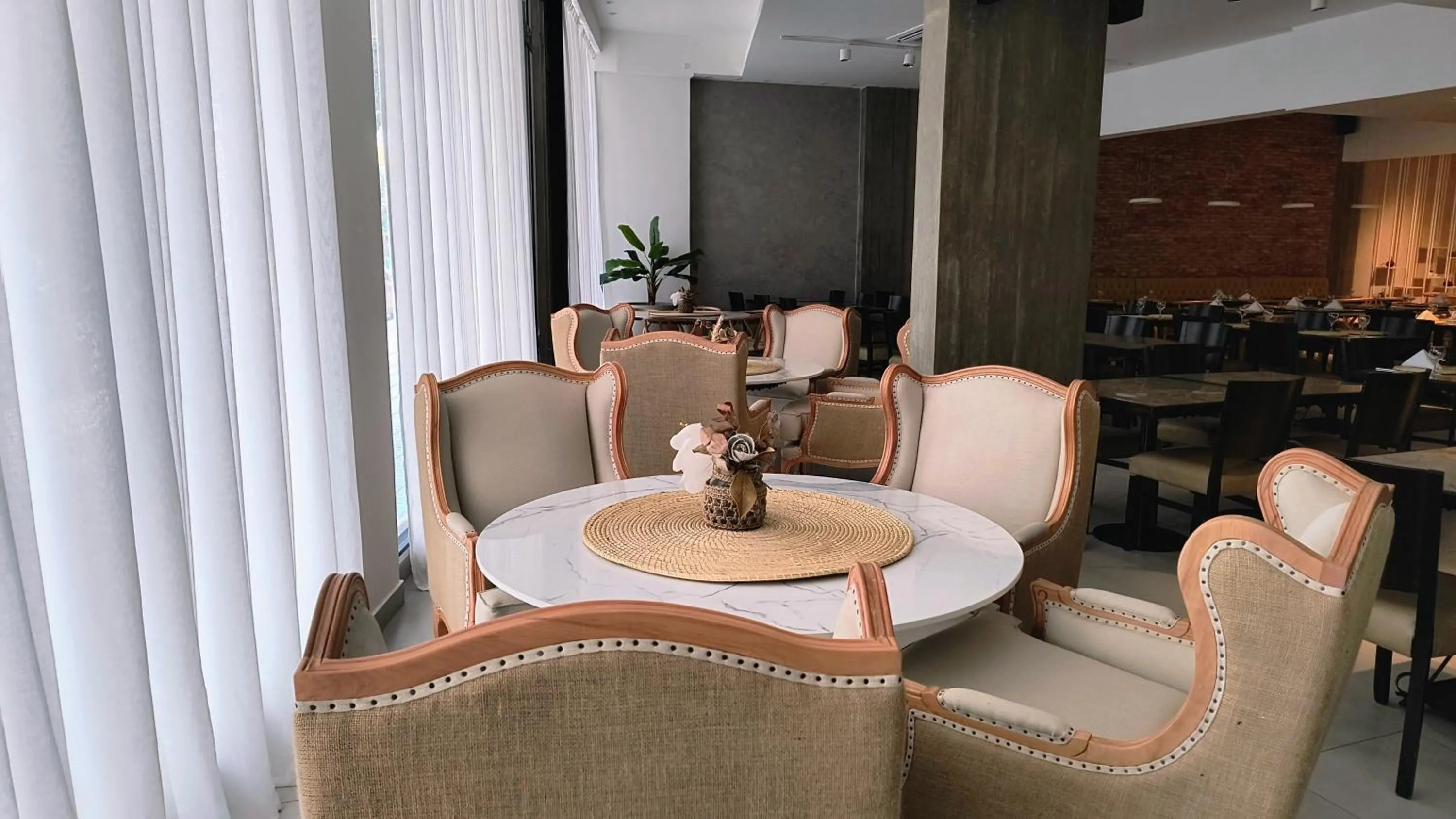 Restaurant/places to eat in HDA Hotel & Spa