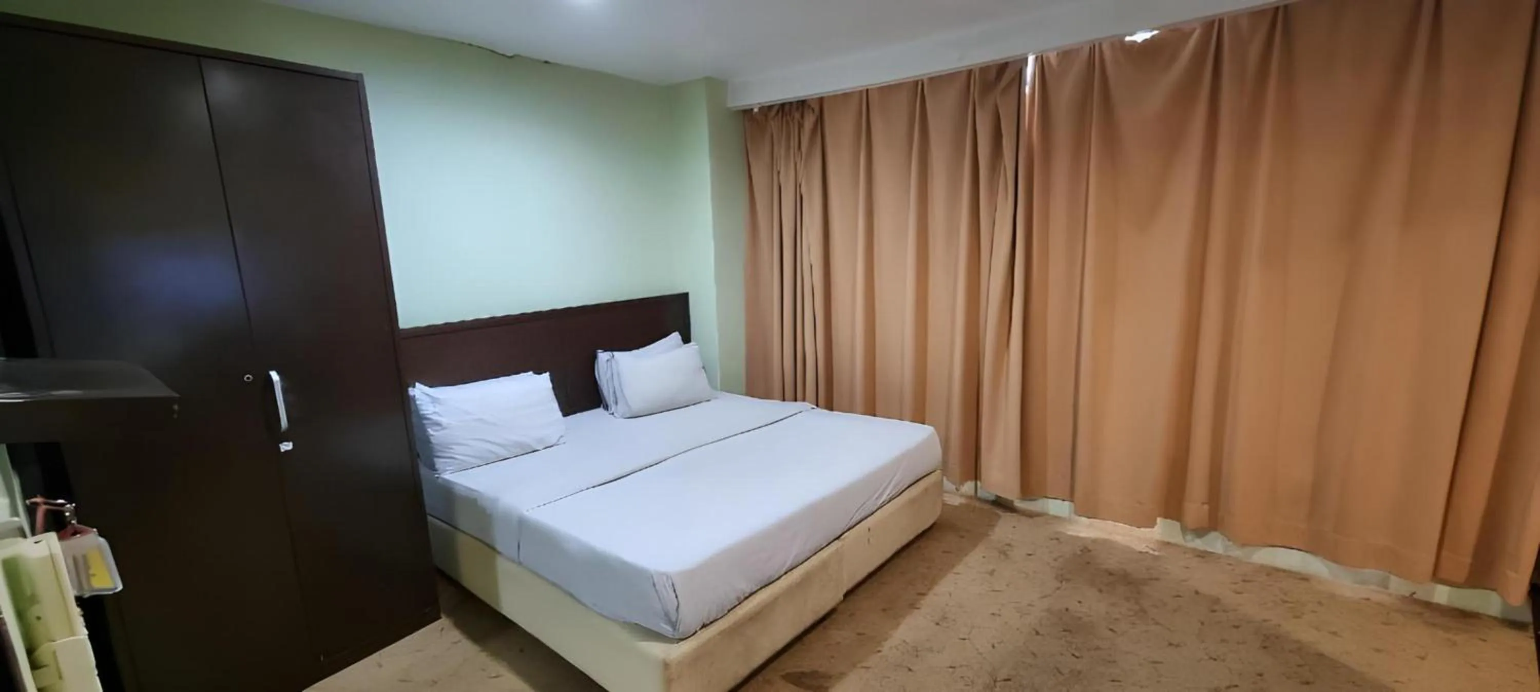 Photo of the whole room, Bed in Amani Hotel