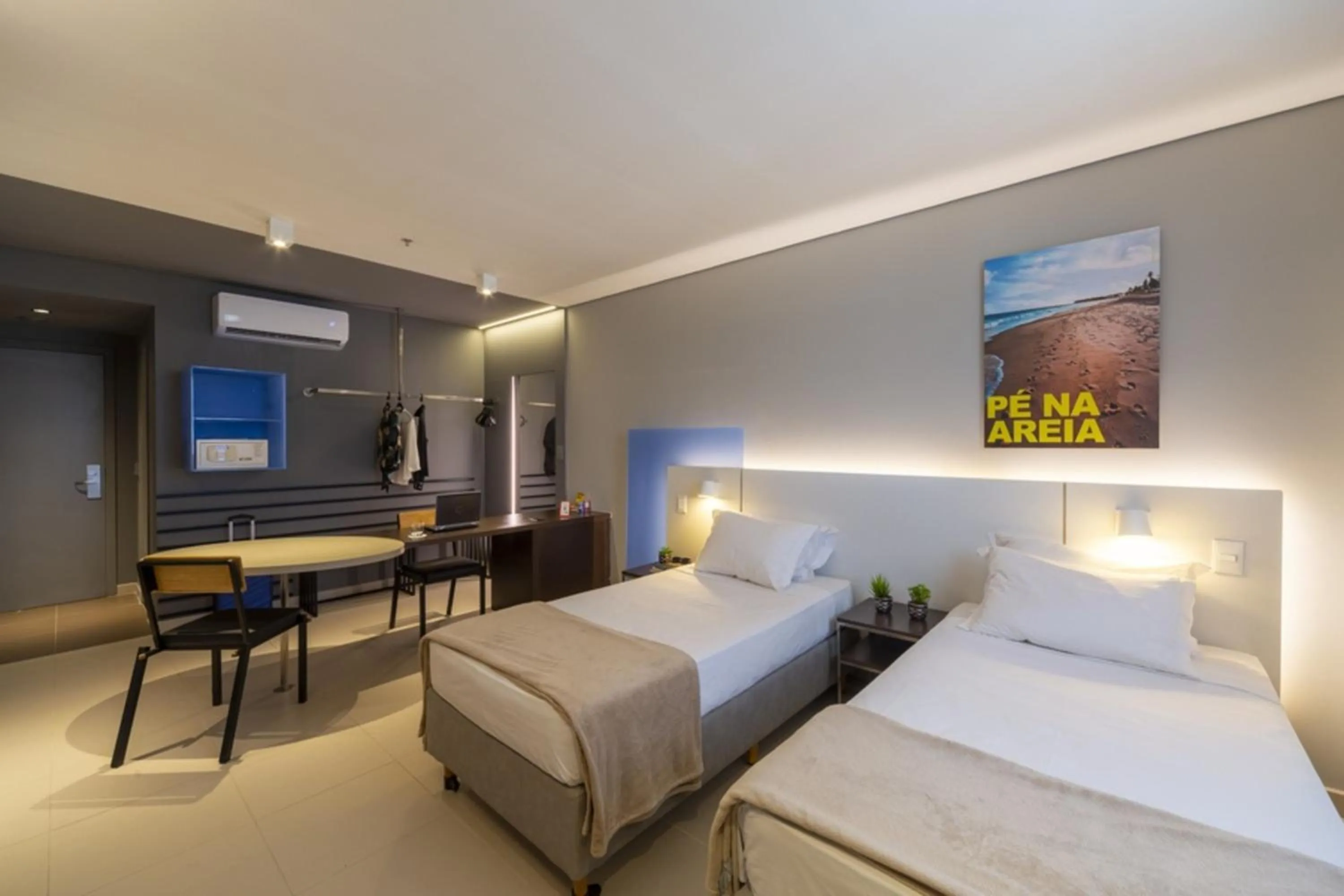 Bedroom, Bed in Intercity Salvador