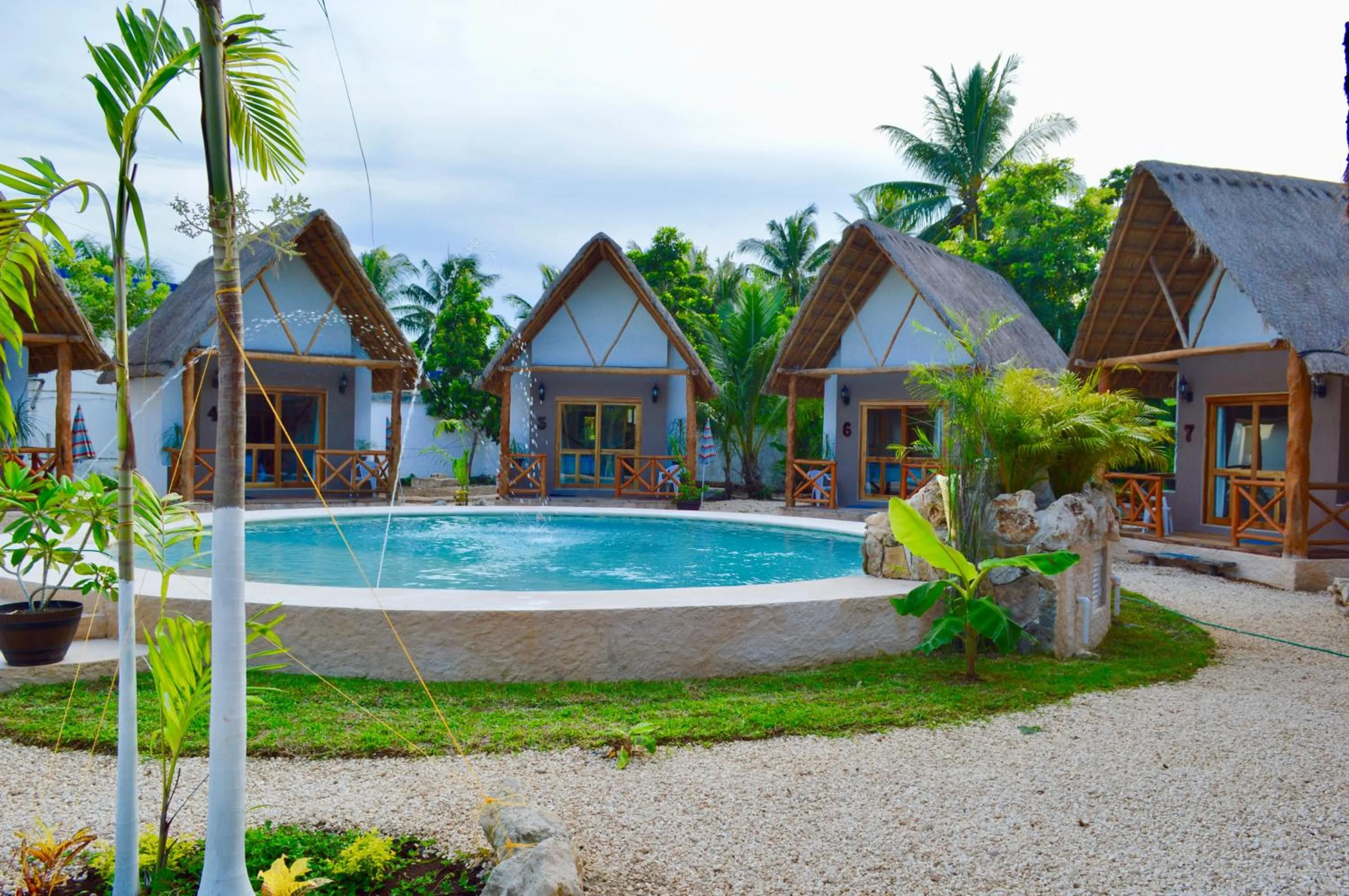 Pool view in Villas Hotel