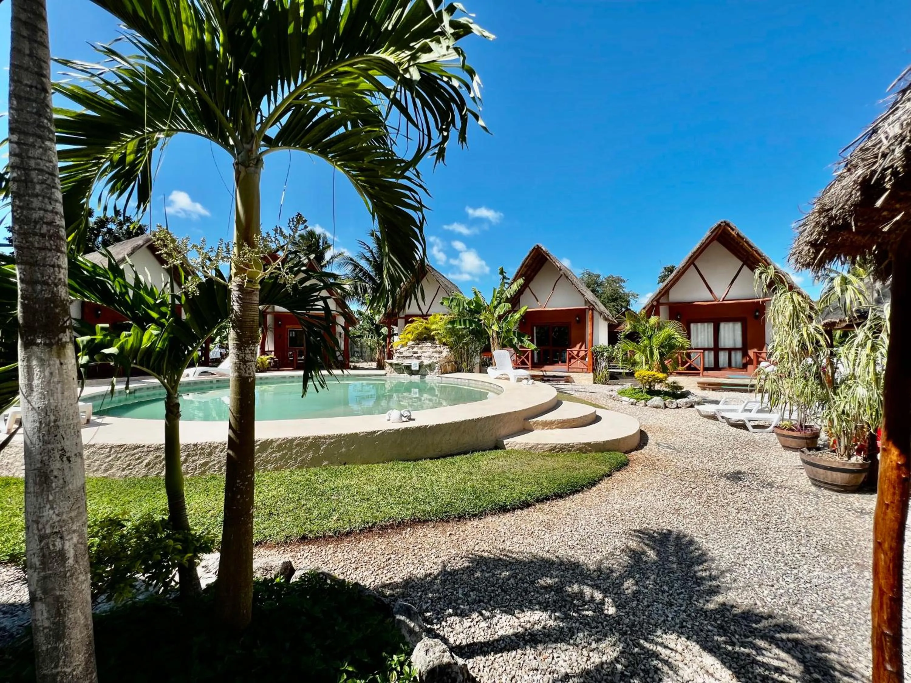 Swimming pool in Villas Hotel