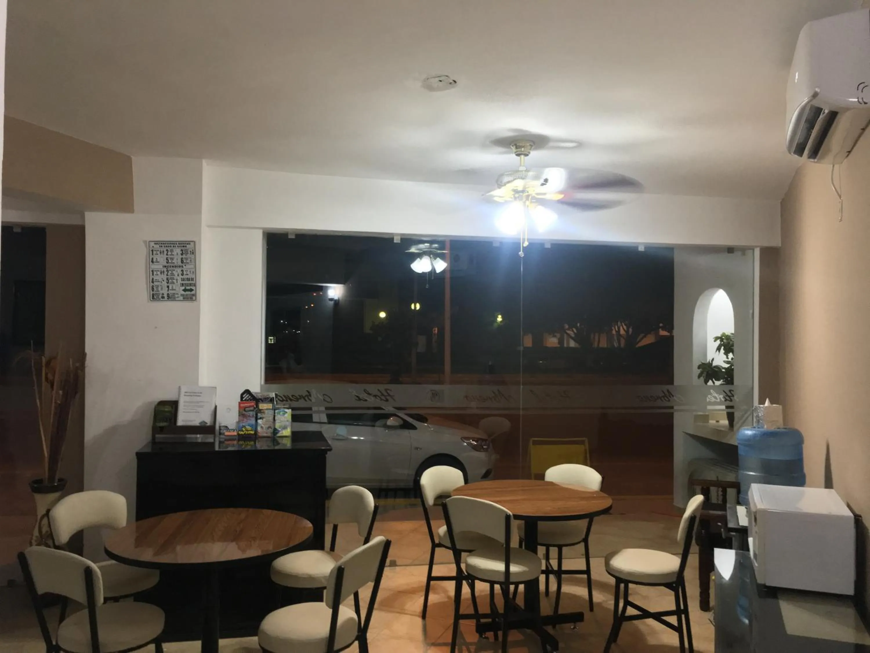 Living room in Hotel Moreno