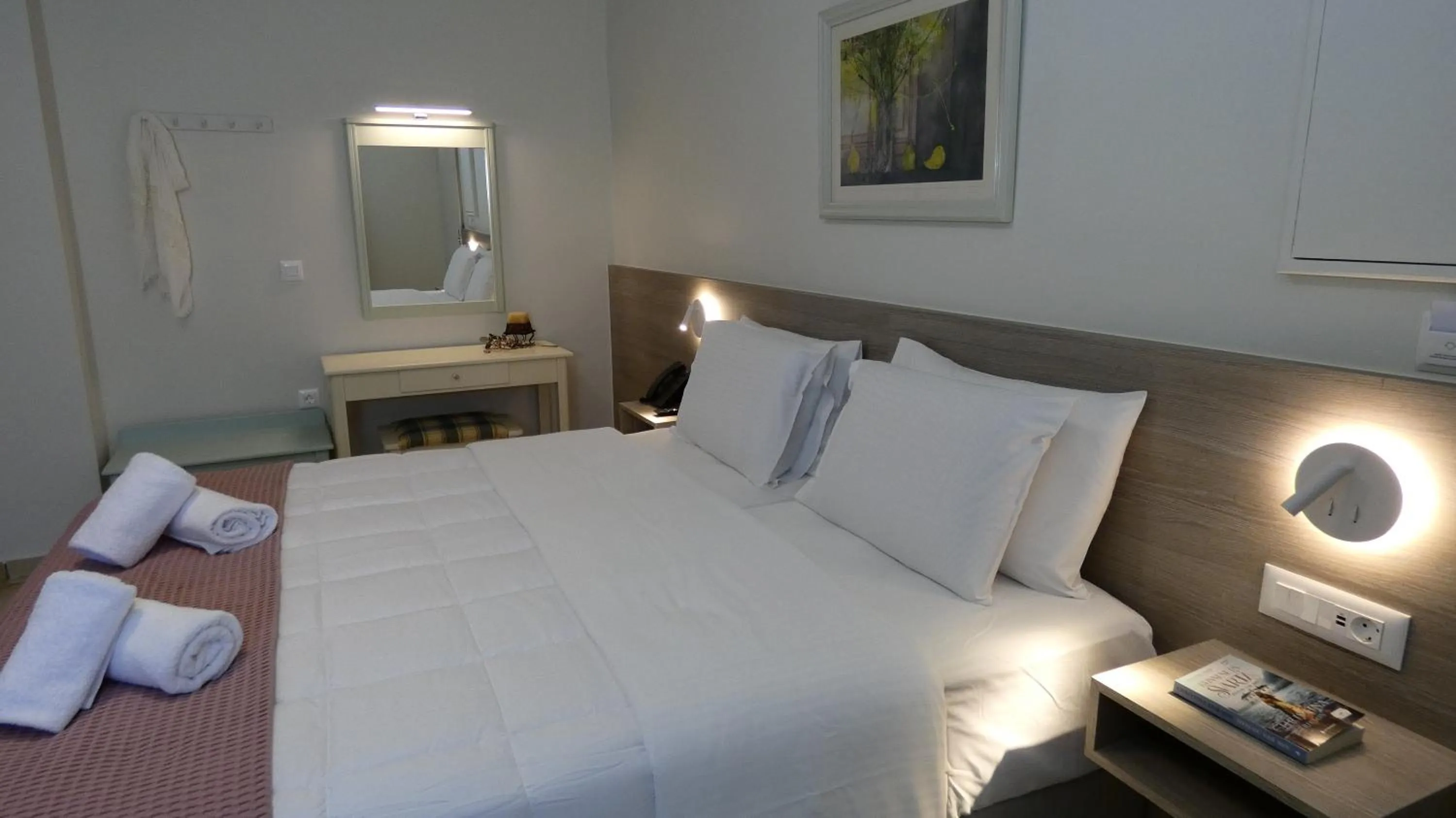 Bedroom, Bed in Melina Beach