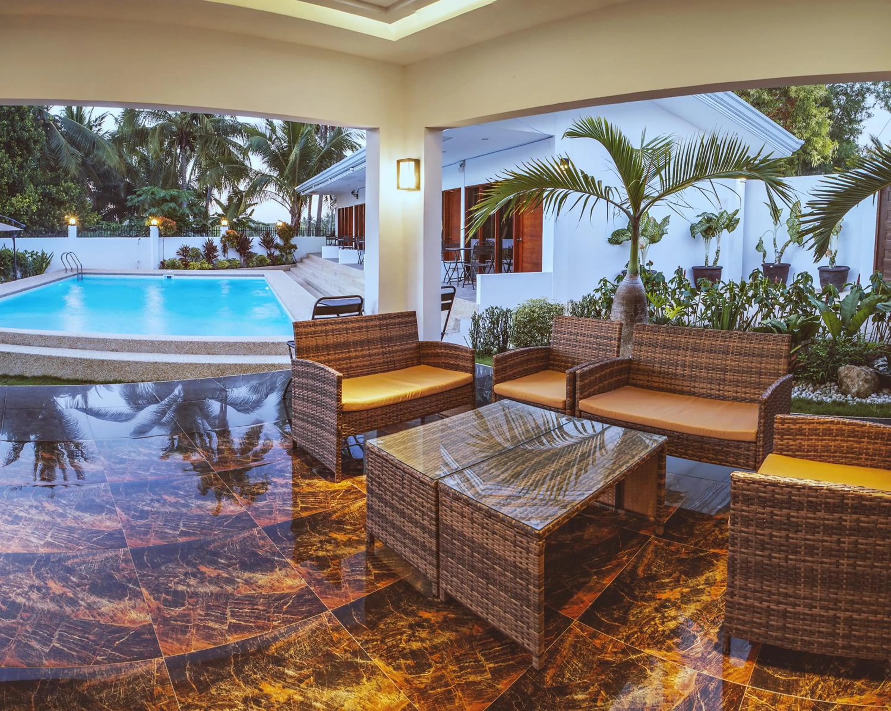 Facade/entrance in Quest Villa