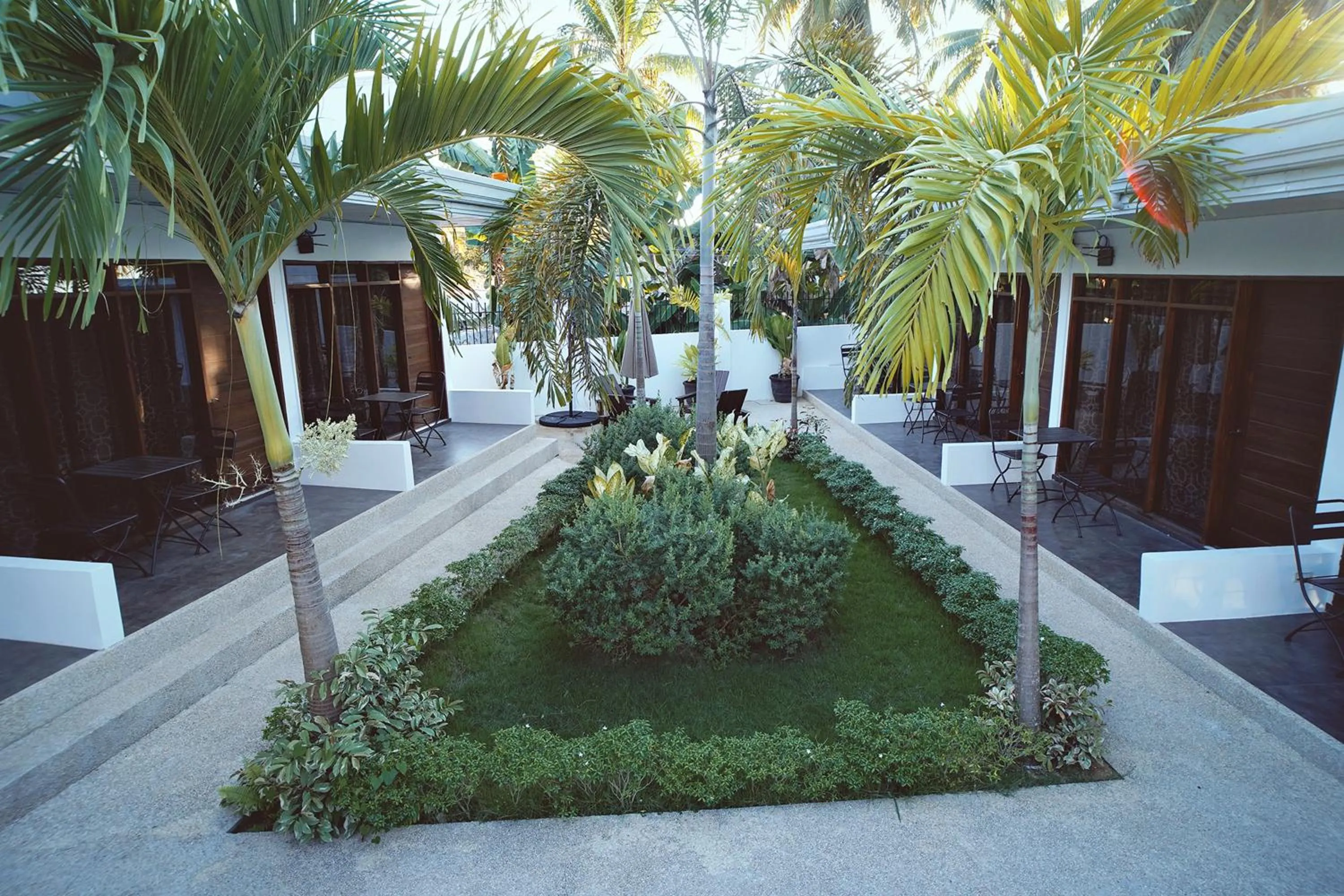 Garden in Quest Villa