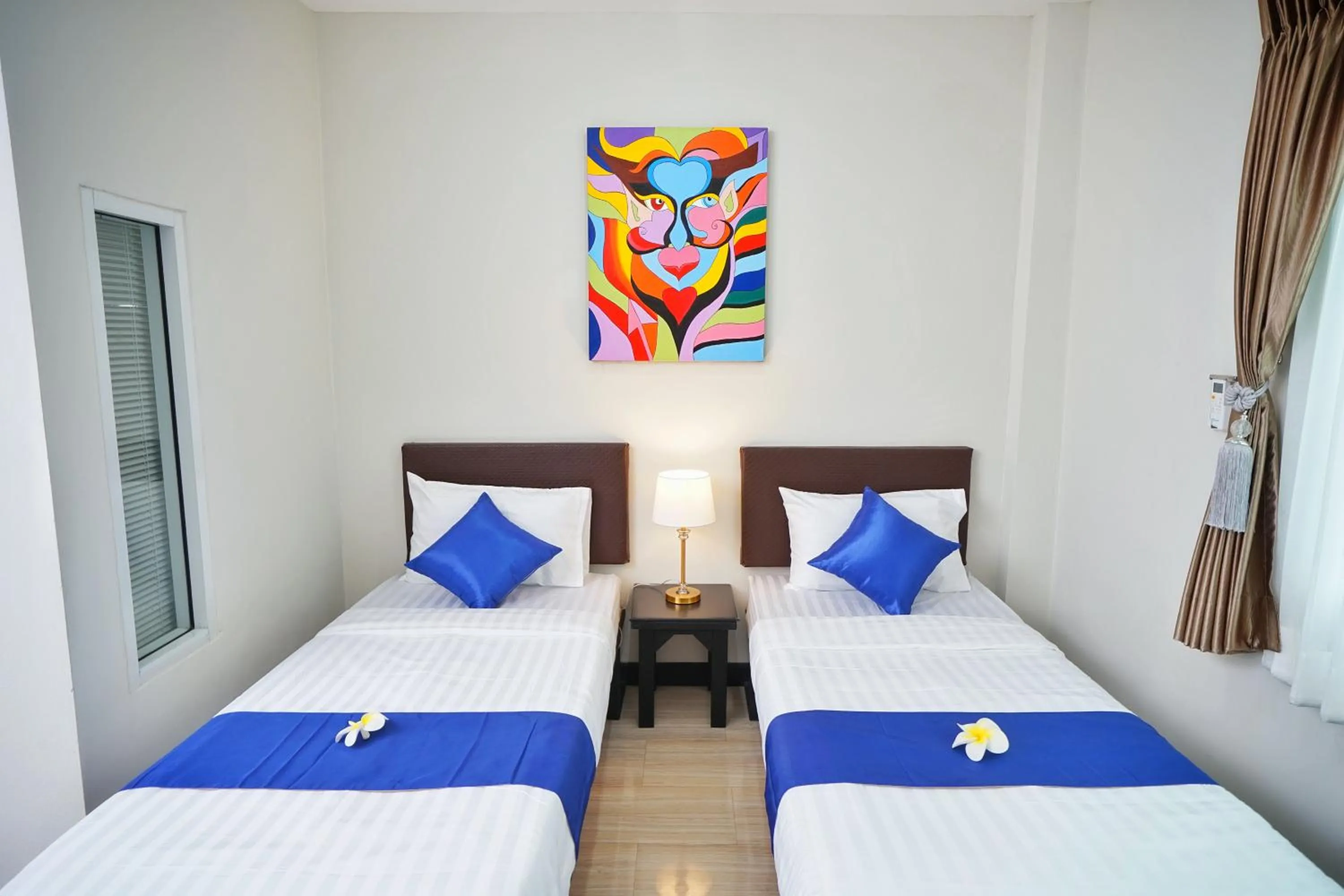 Photo of the whole room, Bed in Sabai Place Donmueang Airport