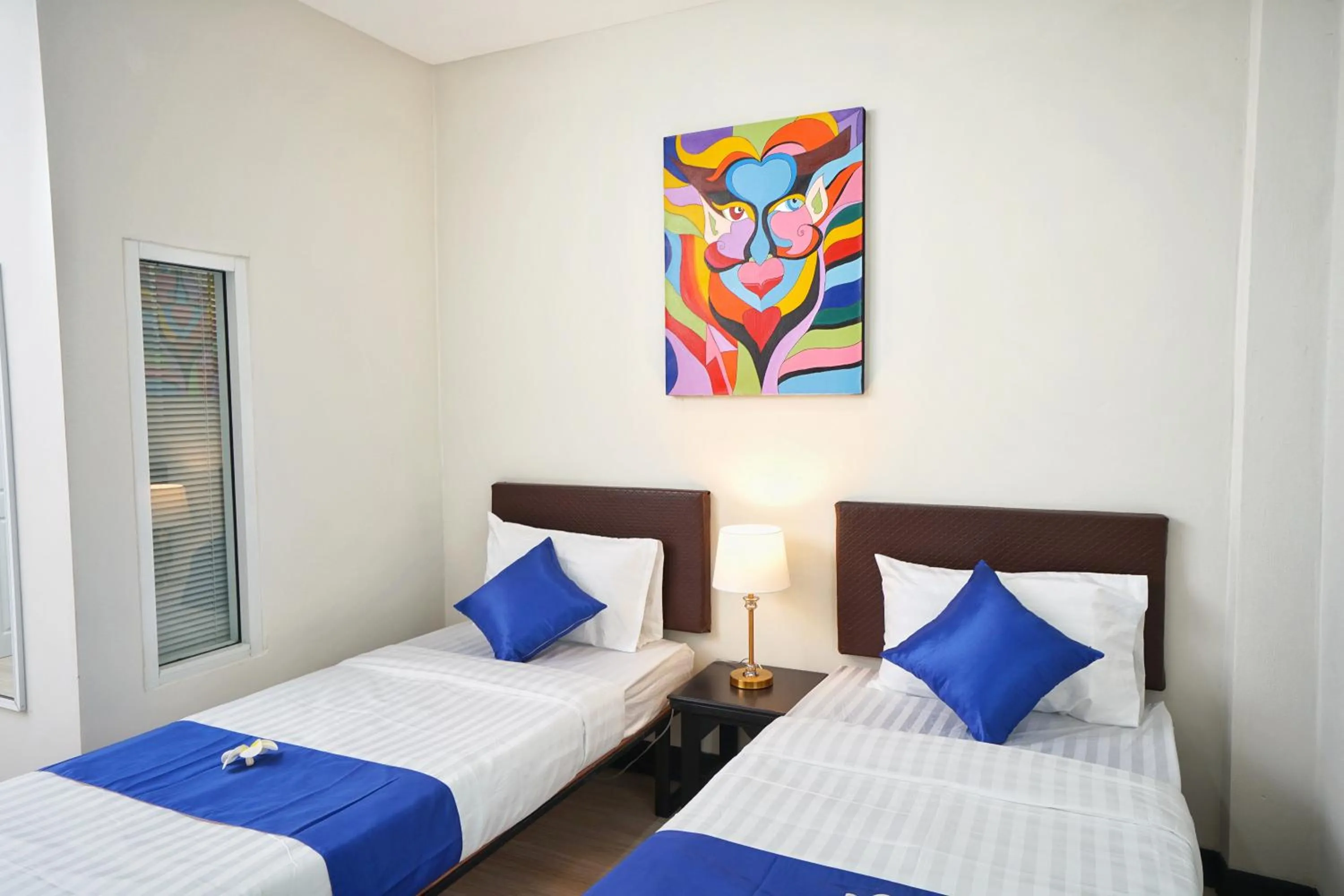 Photo of the whole room, Bed in Sabai Place Donmueang Airport