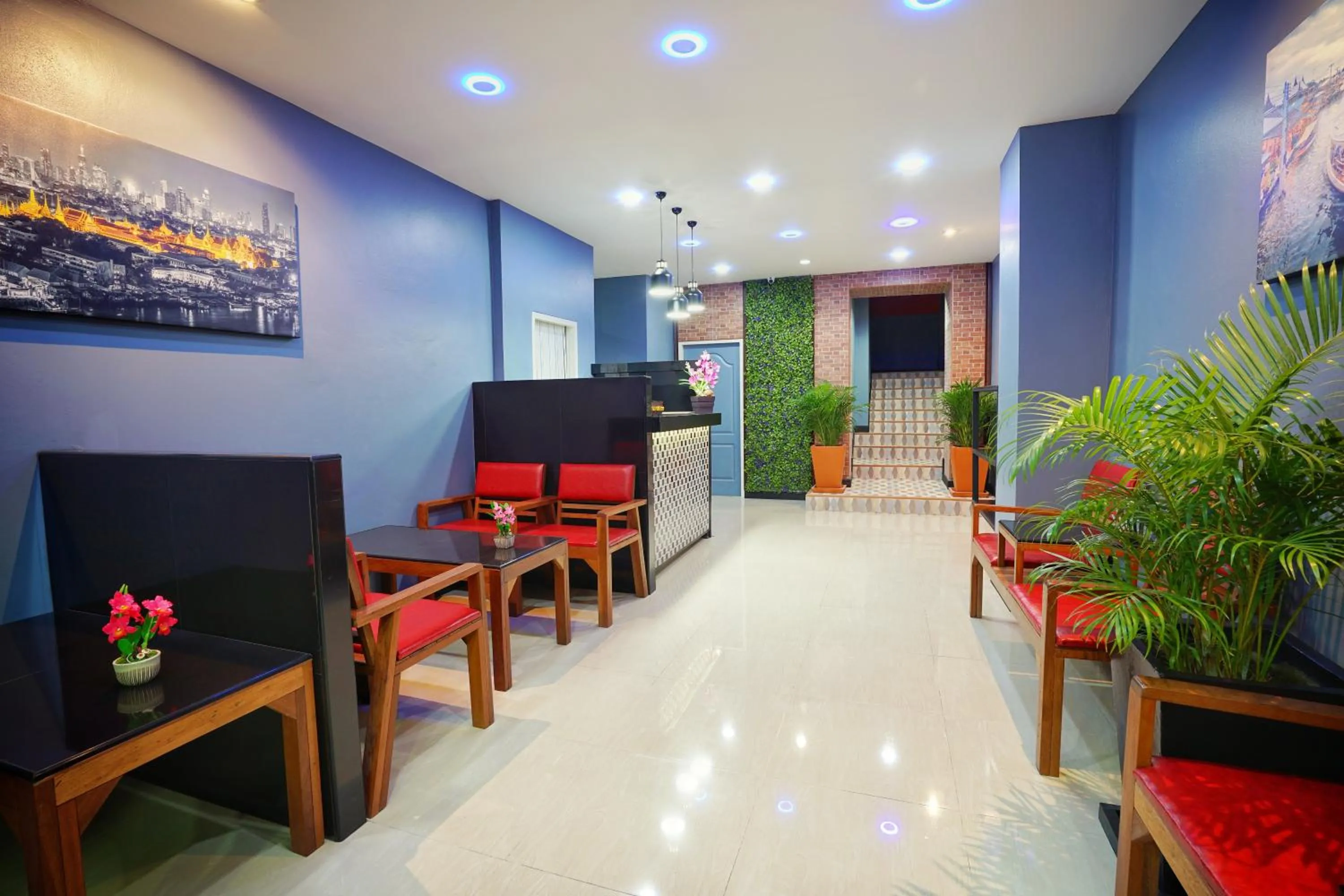 Lobby or reception in Sabai Place Donmueang Airport