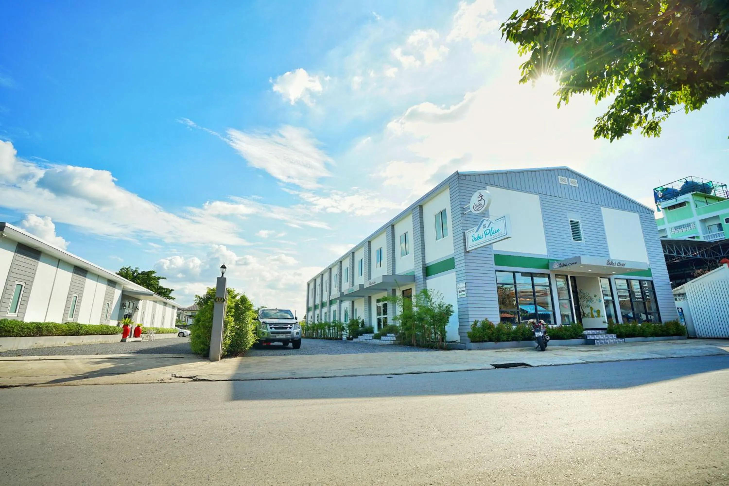 Facade/entrance in Sabai Place Donmueang Airport