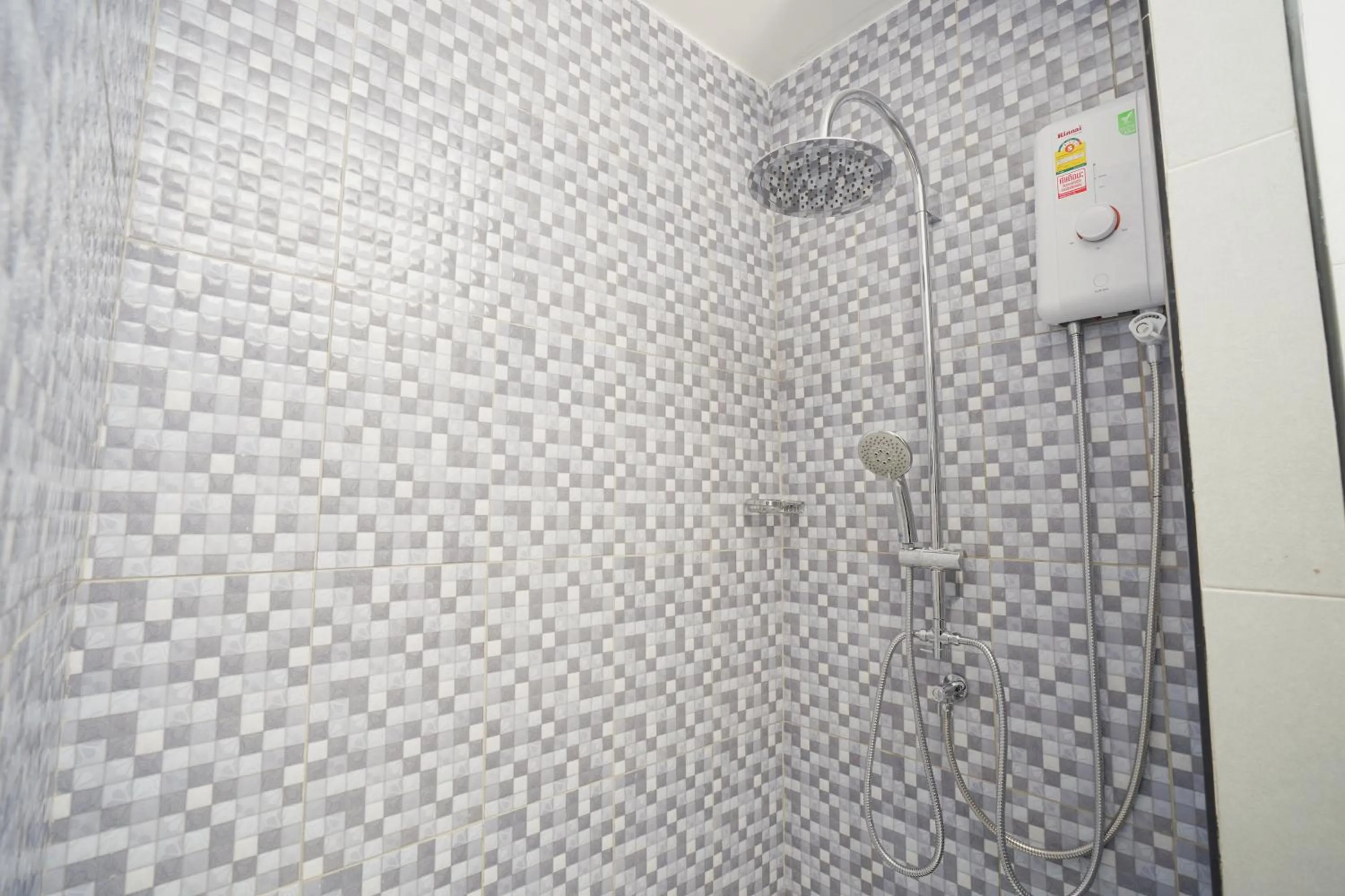 Bathroom in Sabai Place Donmueang Airport