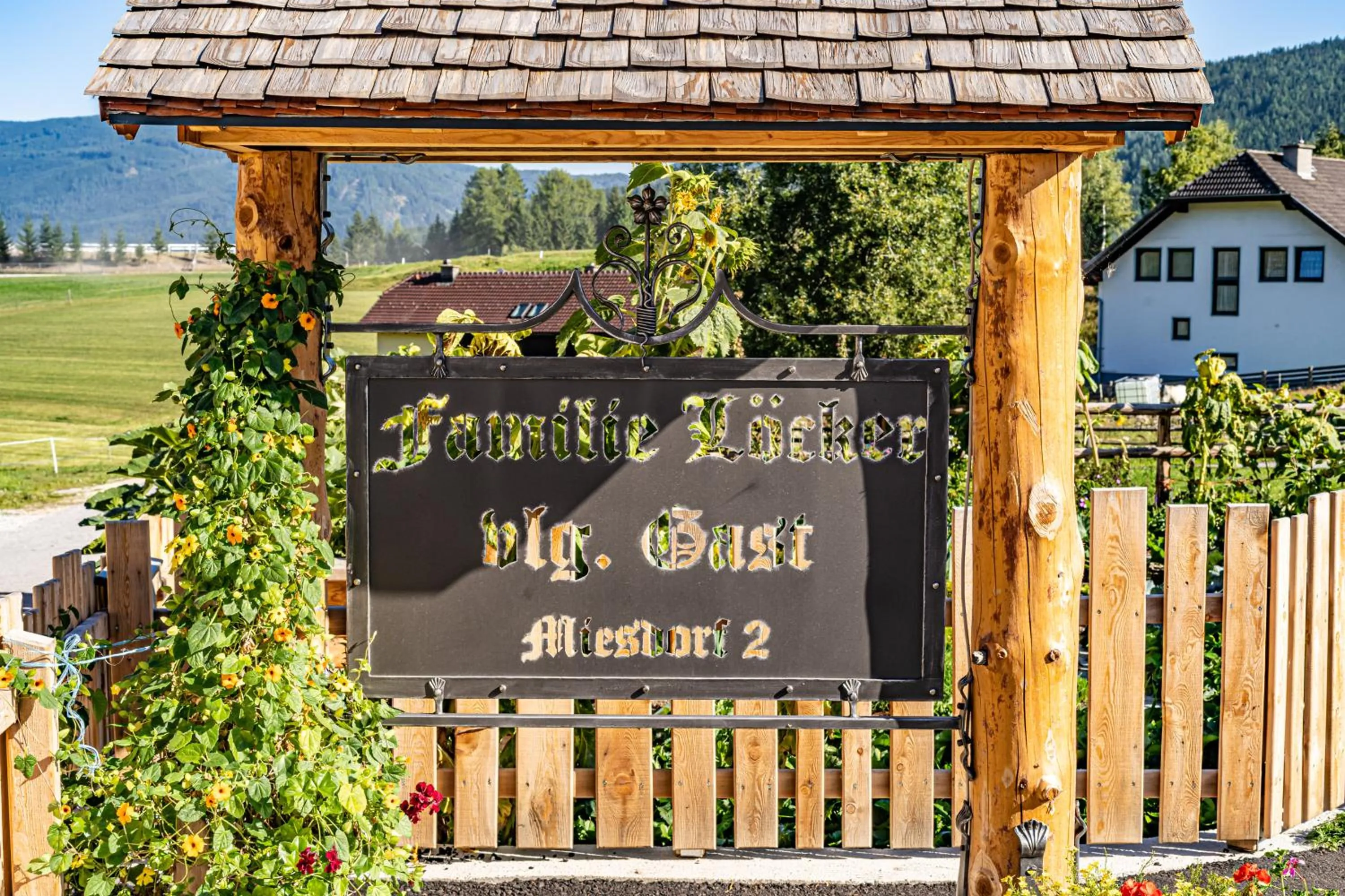 Property logo or sign in Biobauernhof Gast