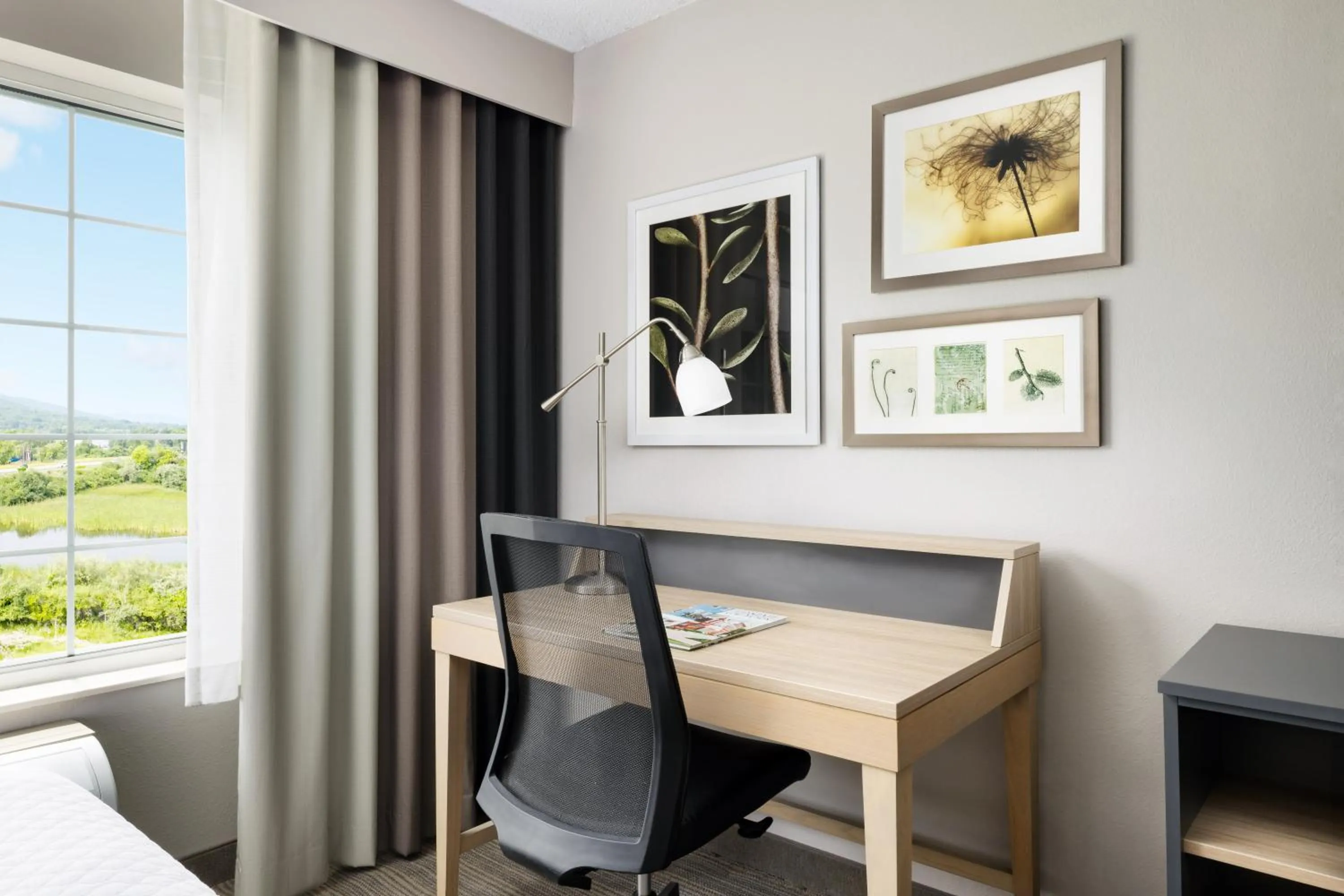 Guests in Country Inn & Suites by Radisson, Big Flats (Elmira), NY