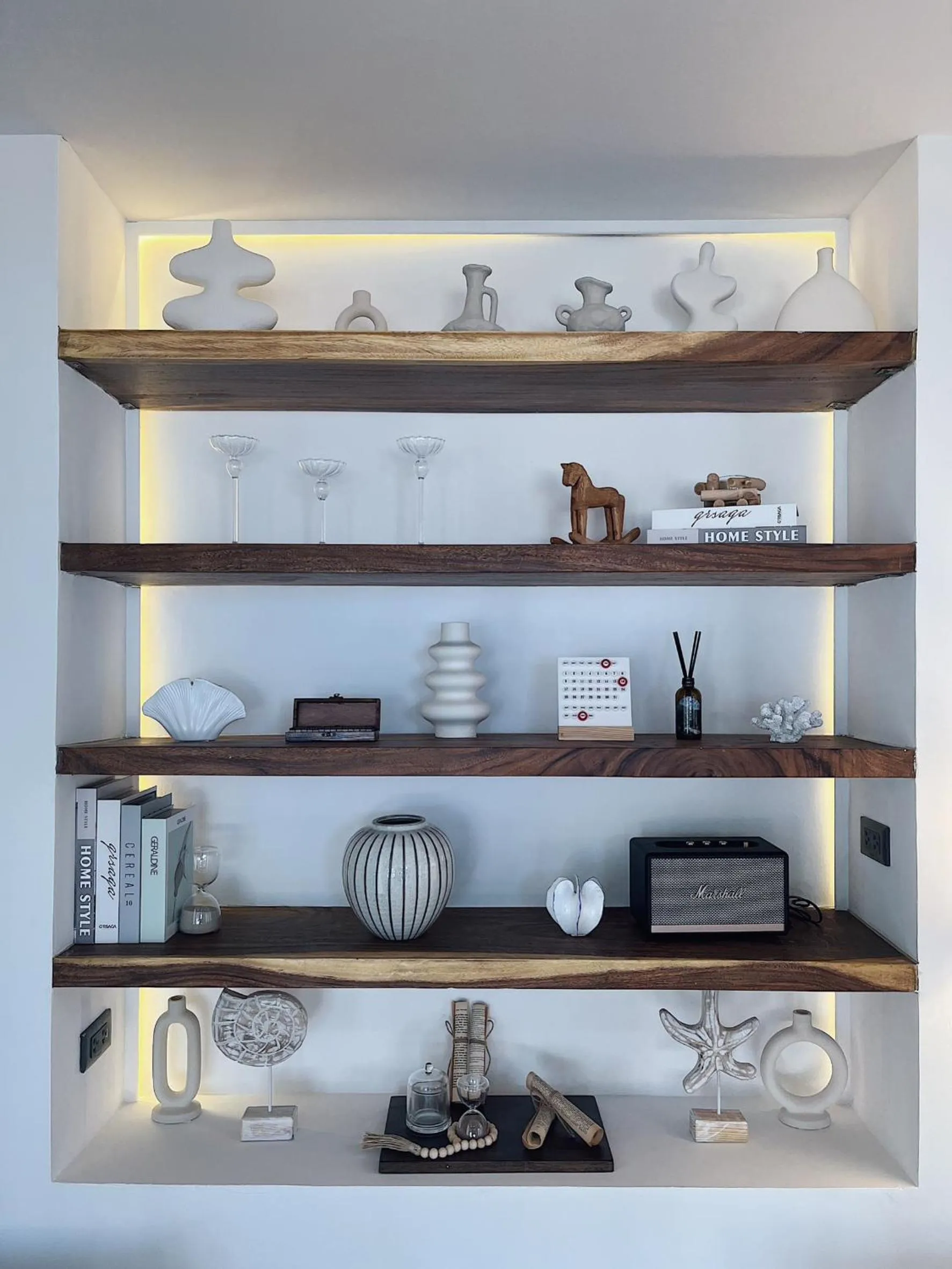 Decorative detail in Rimtalay Resort Koh Larn