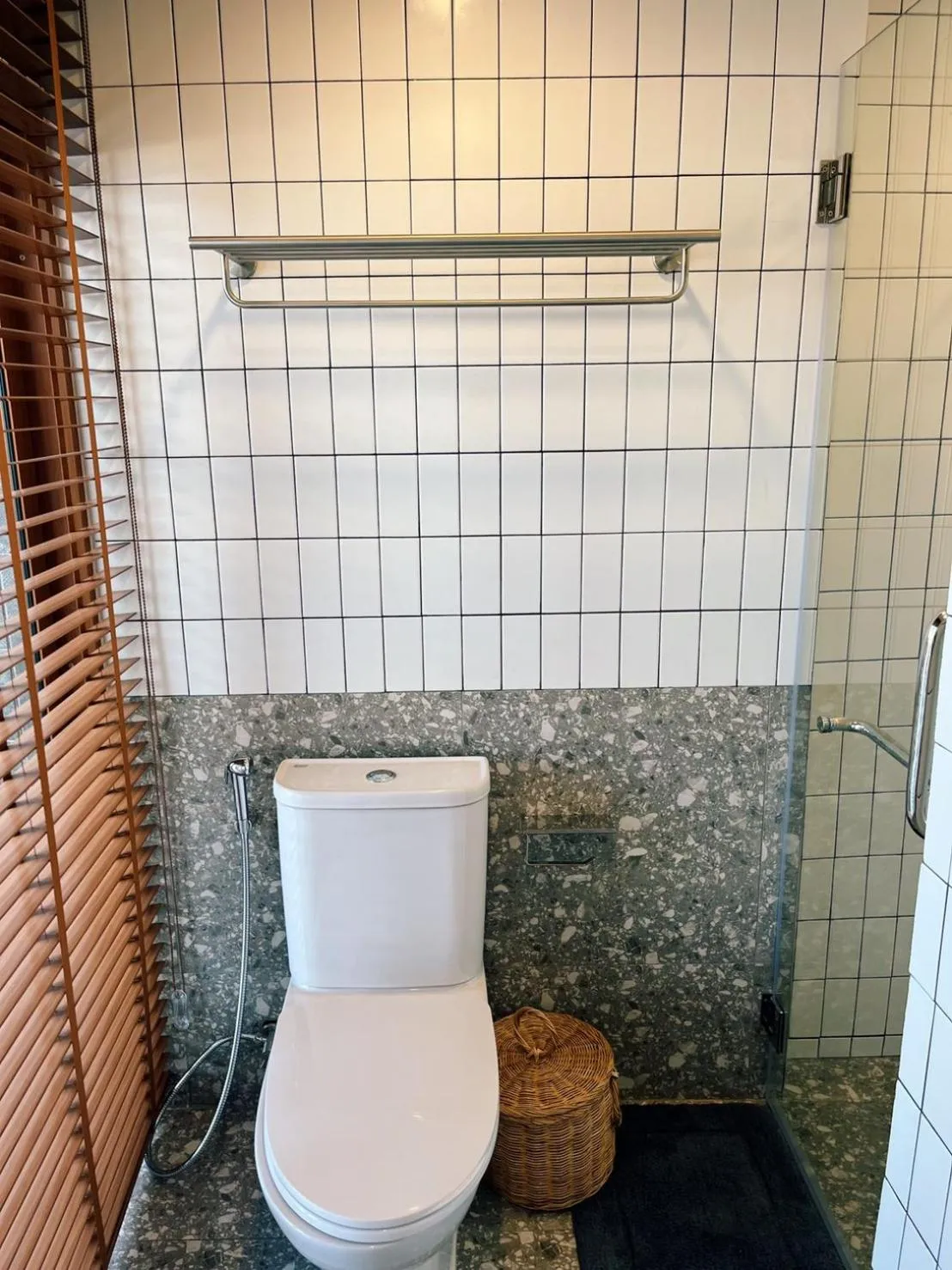 Toilet in Rimtalay Resort Koh Larn