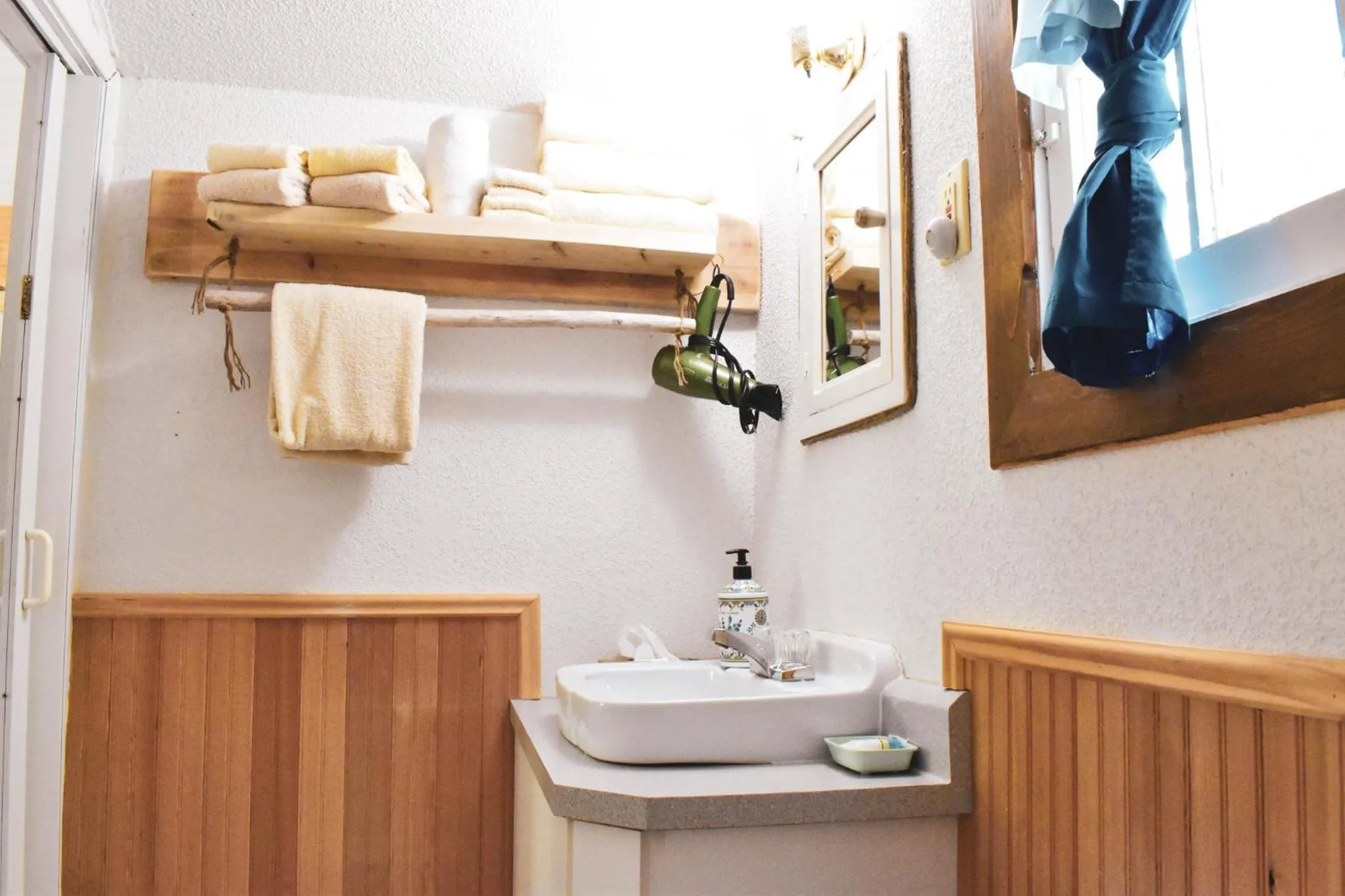 Complexe d'hébergement la Maison touristique Dugas