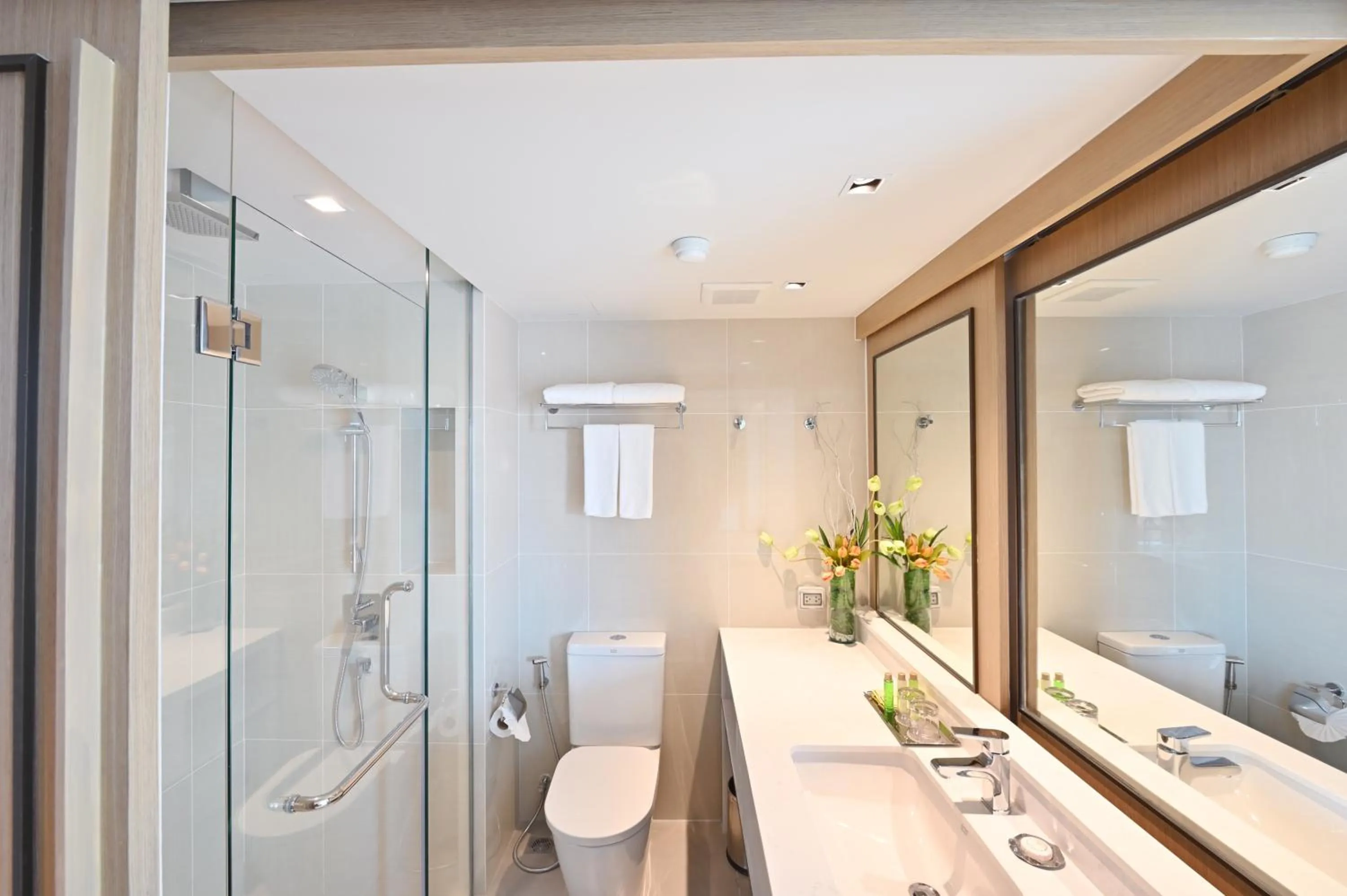 Bathroom in M Pattaya Hotel - SHA Extra Plus