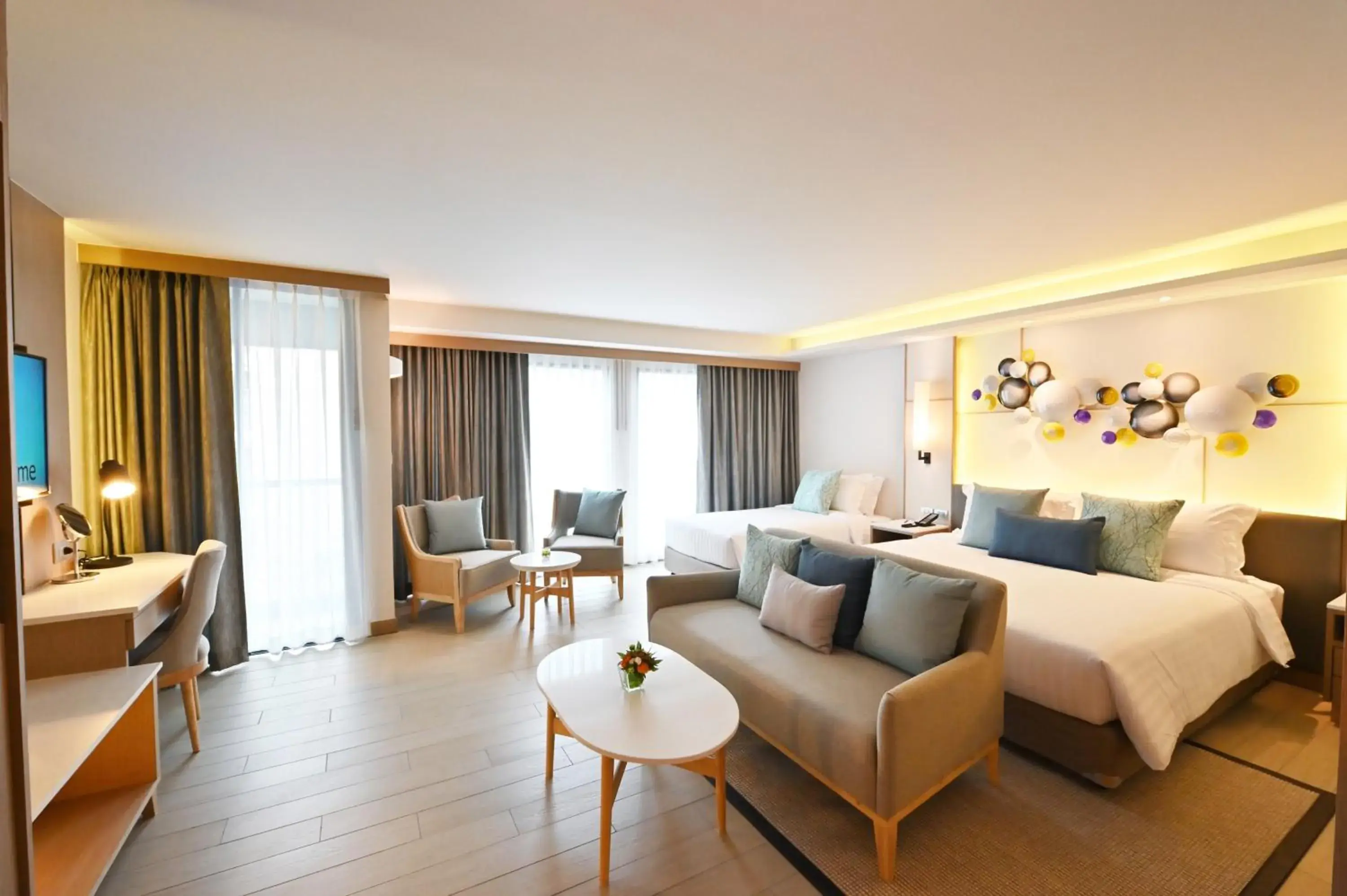 Triple Room in M Pattaya Hotel - SHA Extra Plus Triple Room in M Pattaya Hotel - SHA Extra Plus