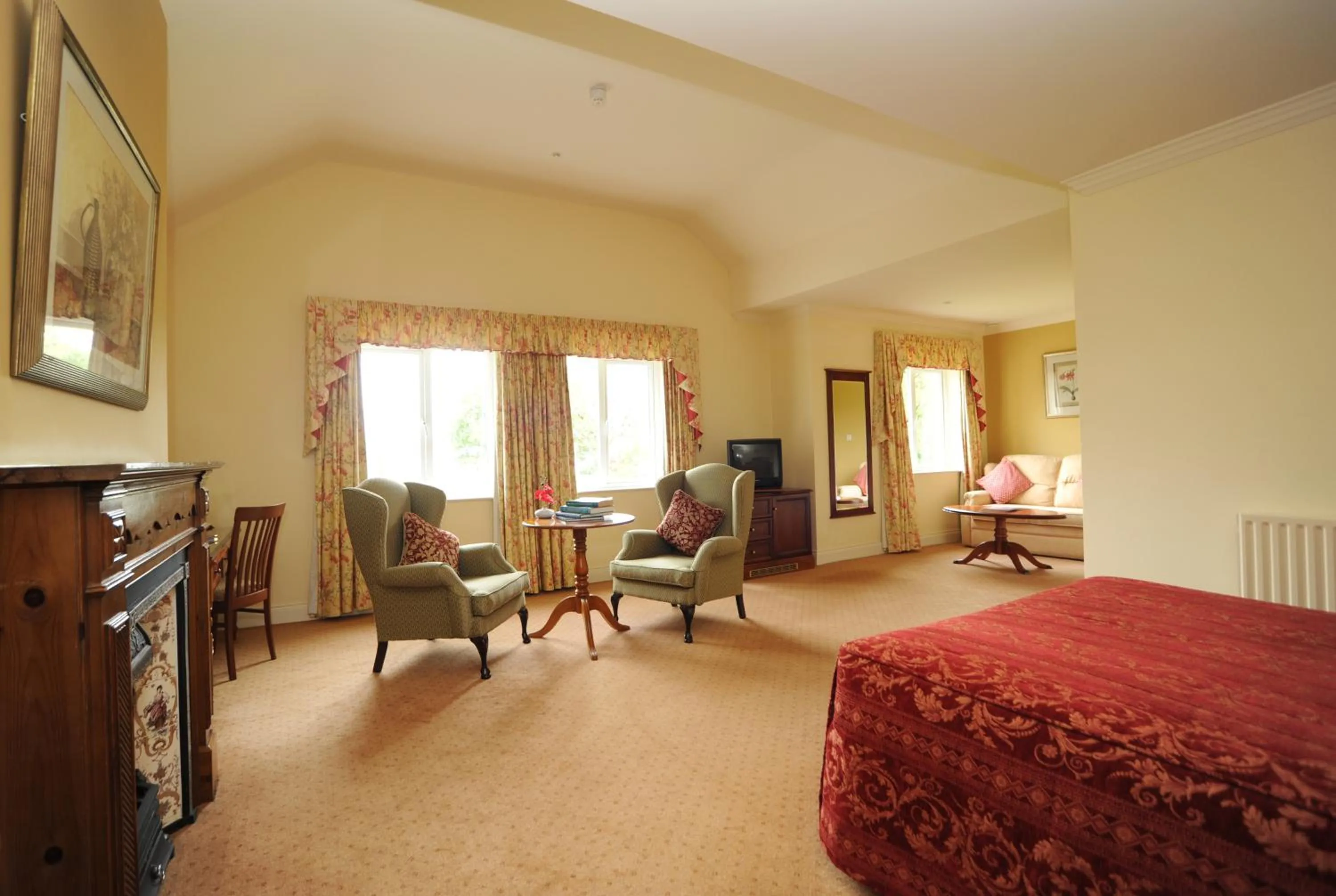 Bed in Loch Lein Country House
