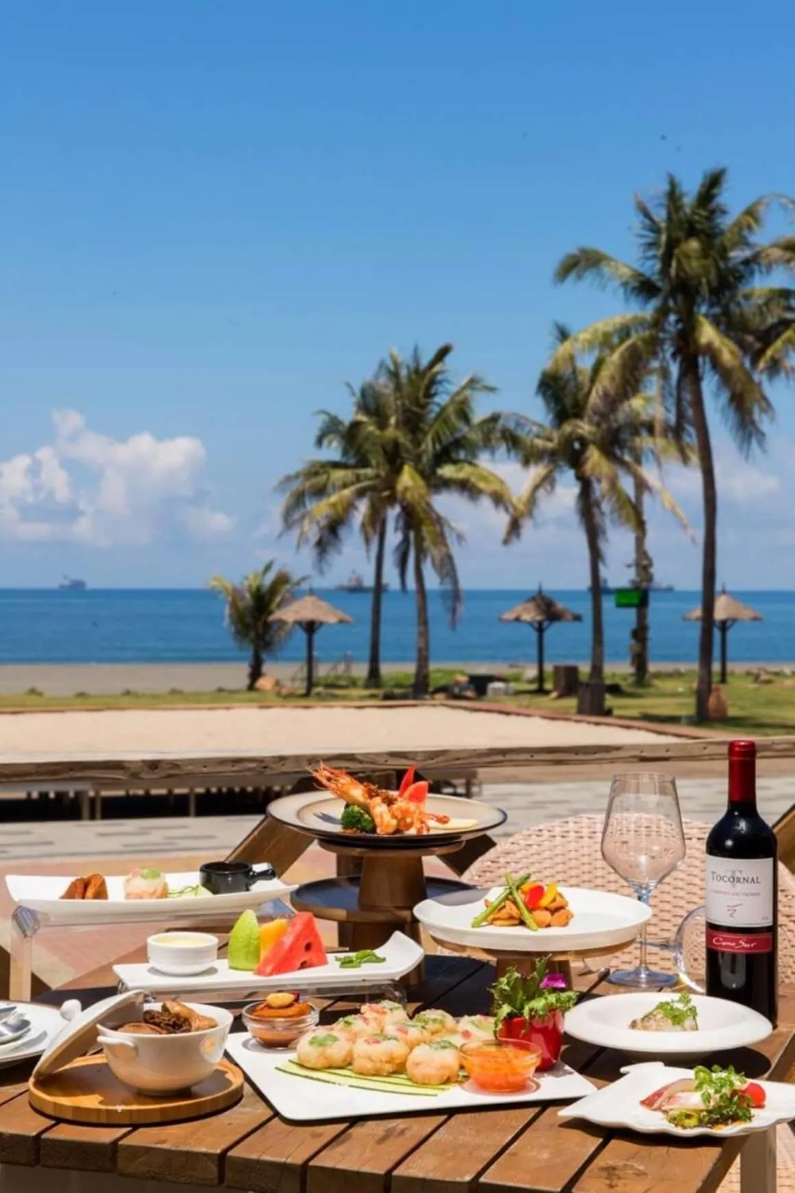 Food and drinks in Sunset Beach Resort