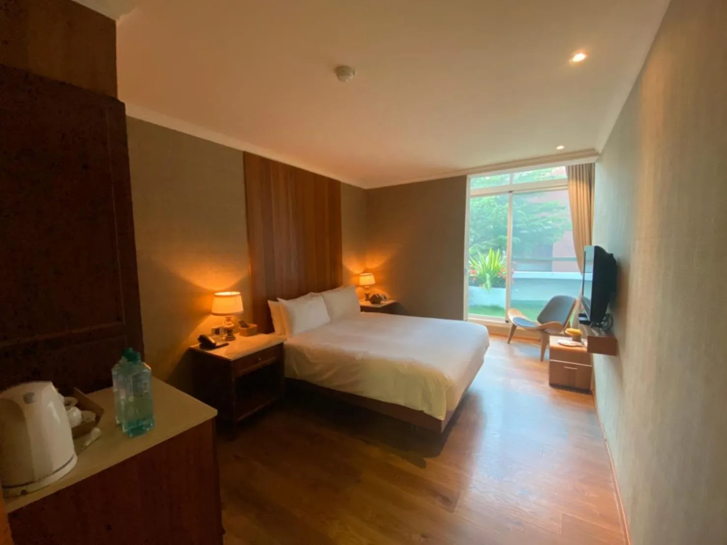 Bed in Sunset Beach Resort