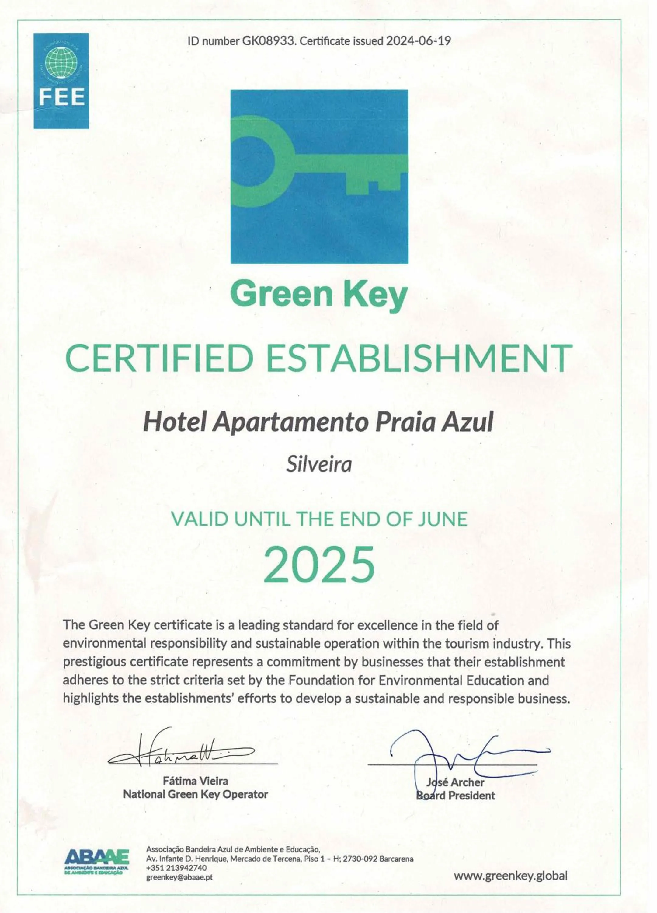 Property building in Hotel Apartamento Praia Azul