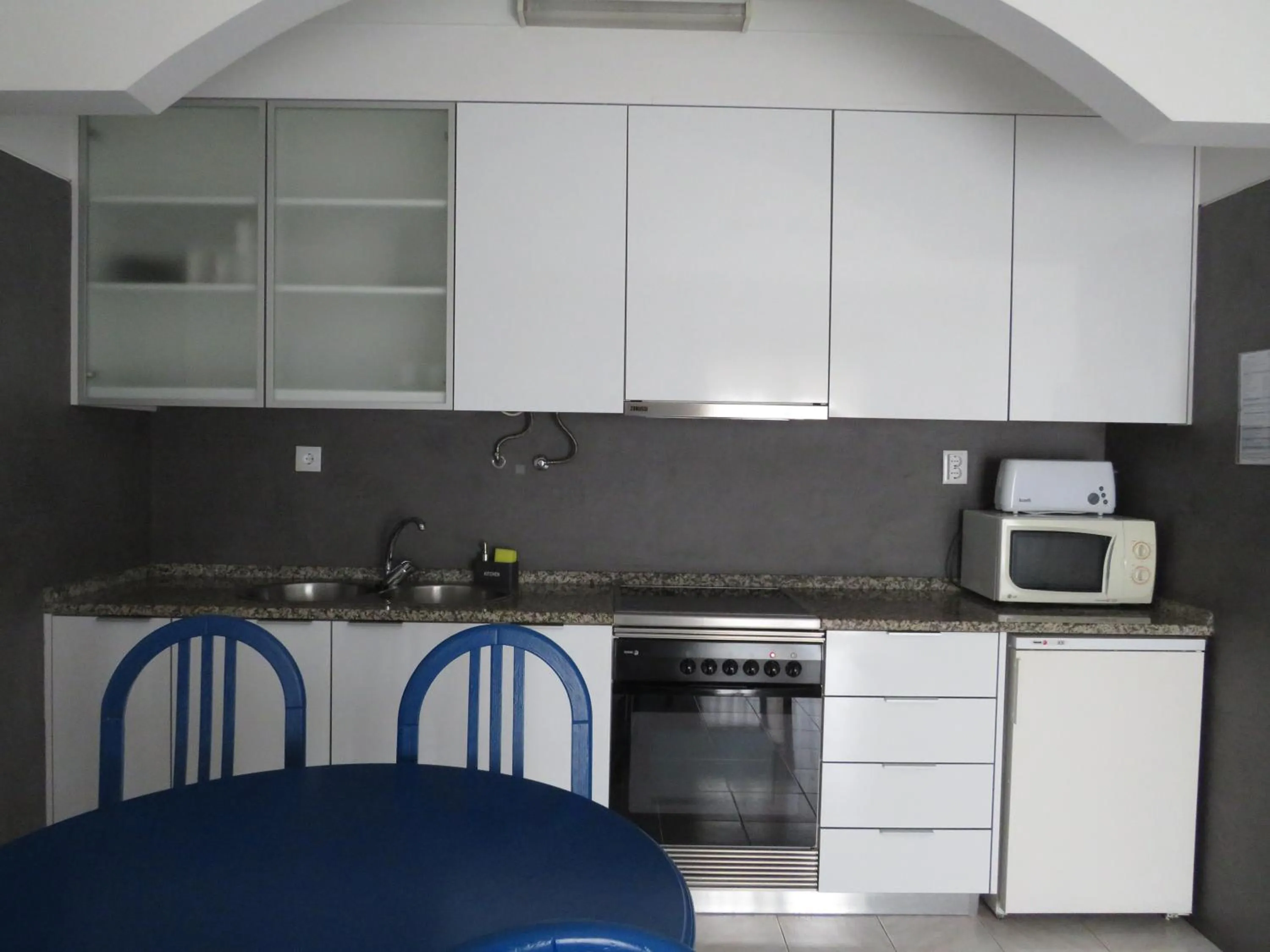 Property building in Hotel Apartamento Praia Azul