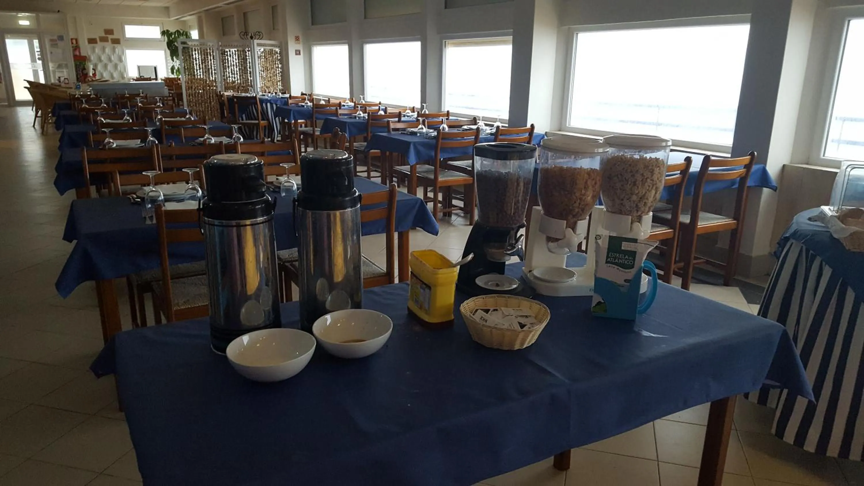 Restaurant/places to eat in Hotel Apartamento Praia Azul